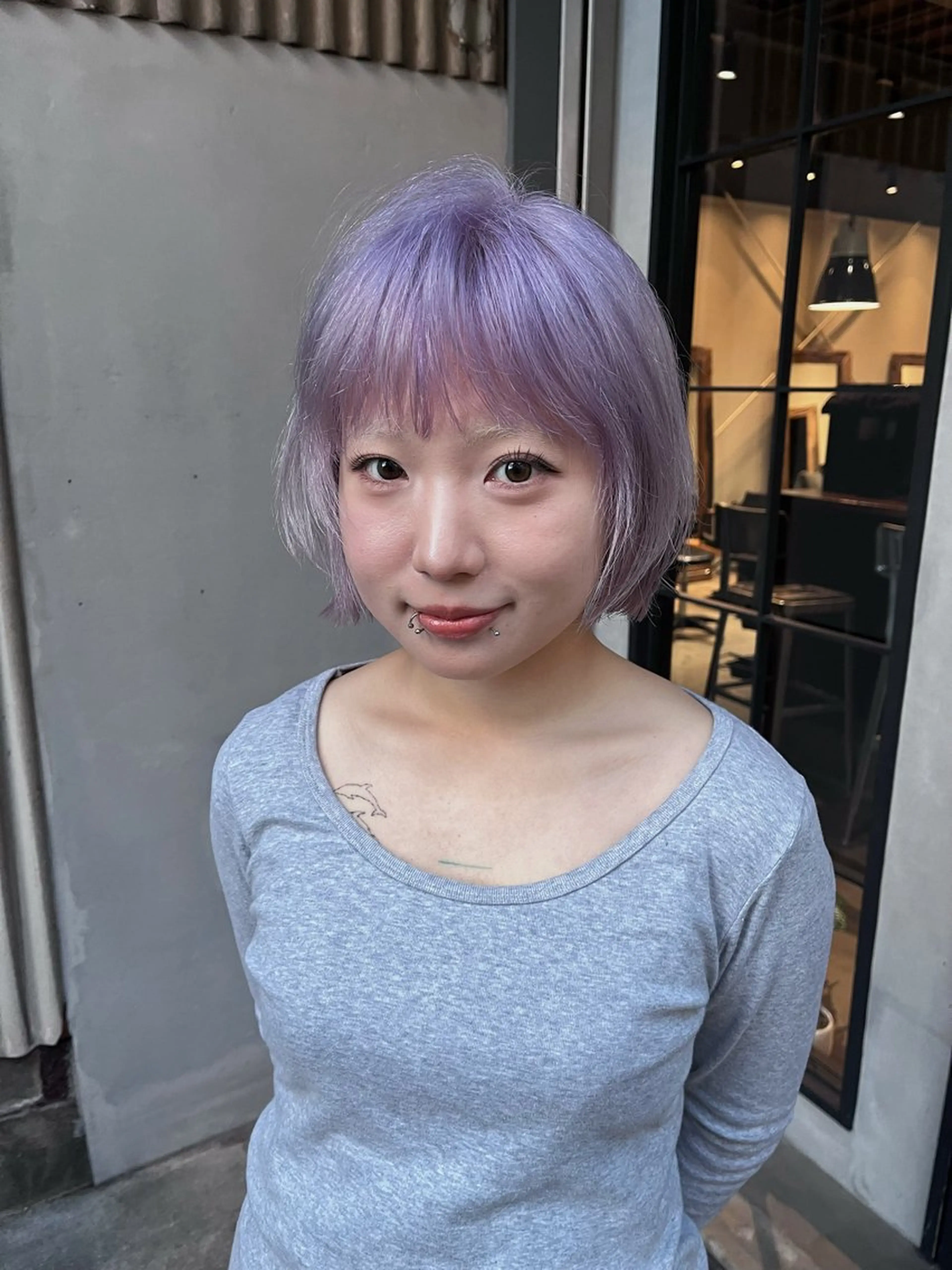 ショート パープルカラー ヘアカラー anri/梅田/ 透明感カラーのヘアスタイル