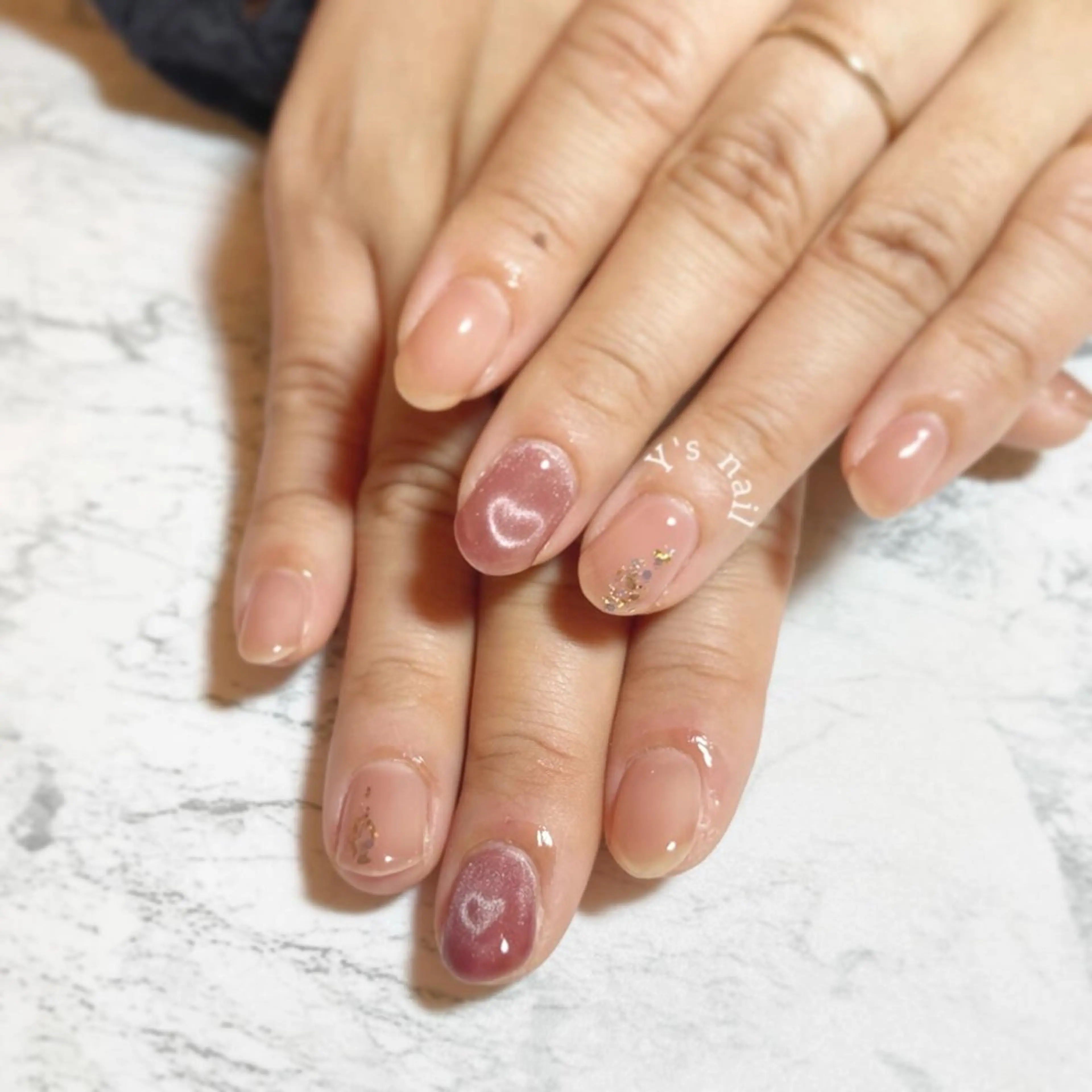 ネイル ハート ハンドネイル 手書きが得意🖌️ Y’s  nailのネイルデザイン