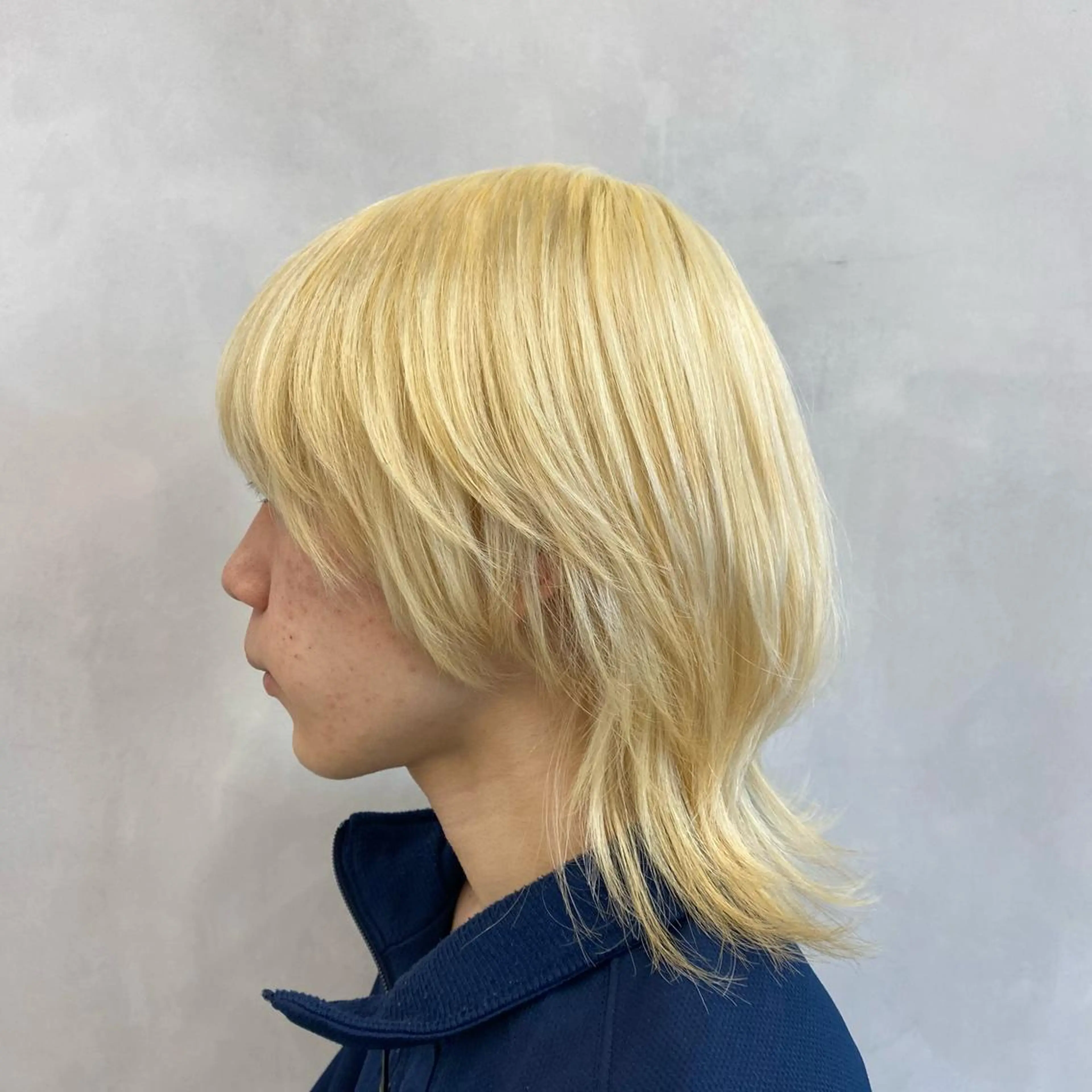 ミディアム カラー メンズ メンズブリーチ ブリーチ 抜きっぱなしブロンド ブロンド ケアブリーチ 💖暖色・ハイトーン 🐈みおり💖のヘアスタイル