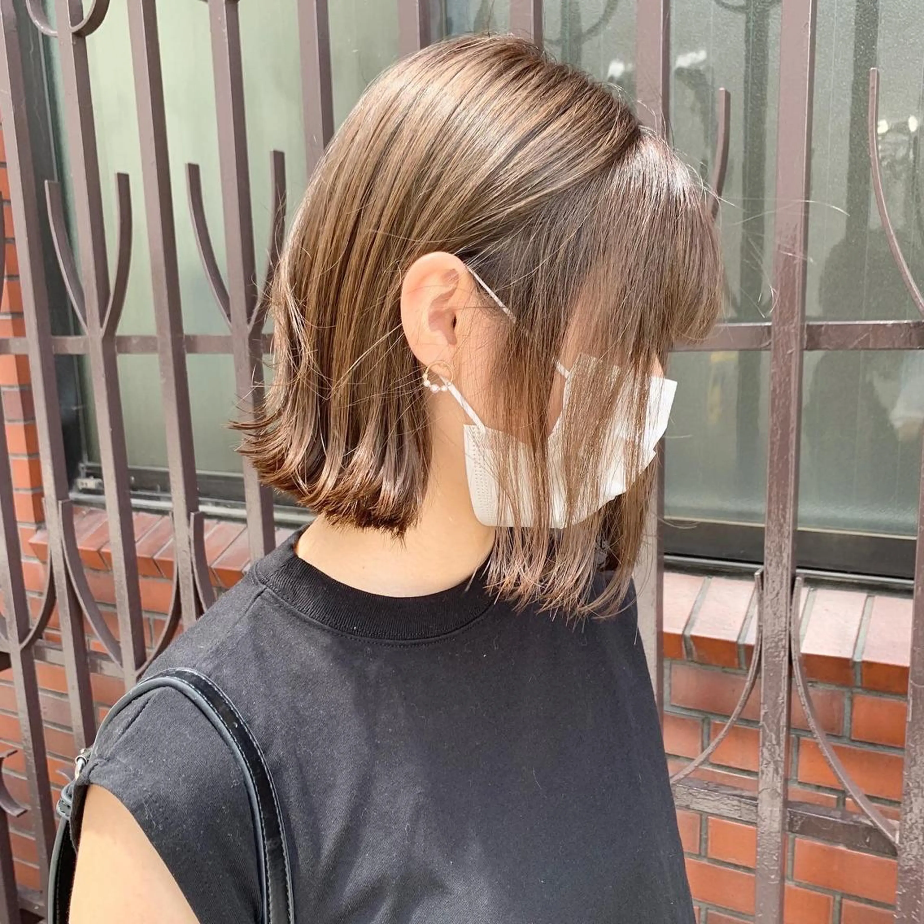 ショート 切りっぱなしボブ ボブ カット ヘアカラー トリートメント レイヤー×縮毛矯正 深見 拓のヘアスタイル