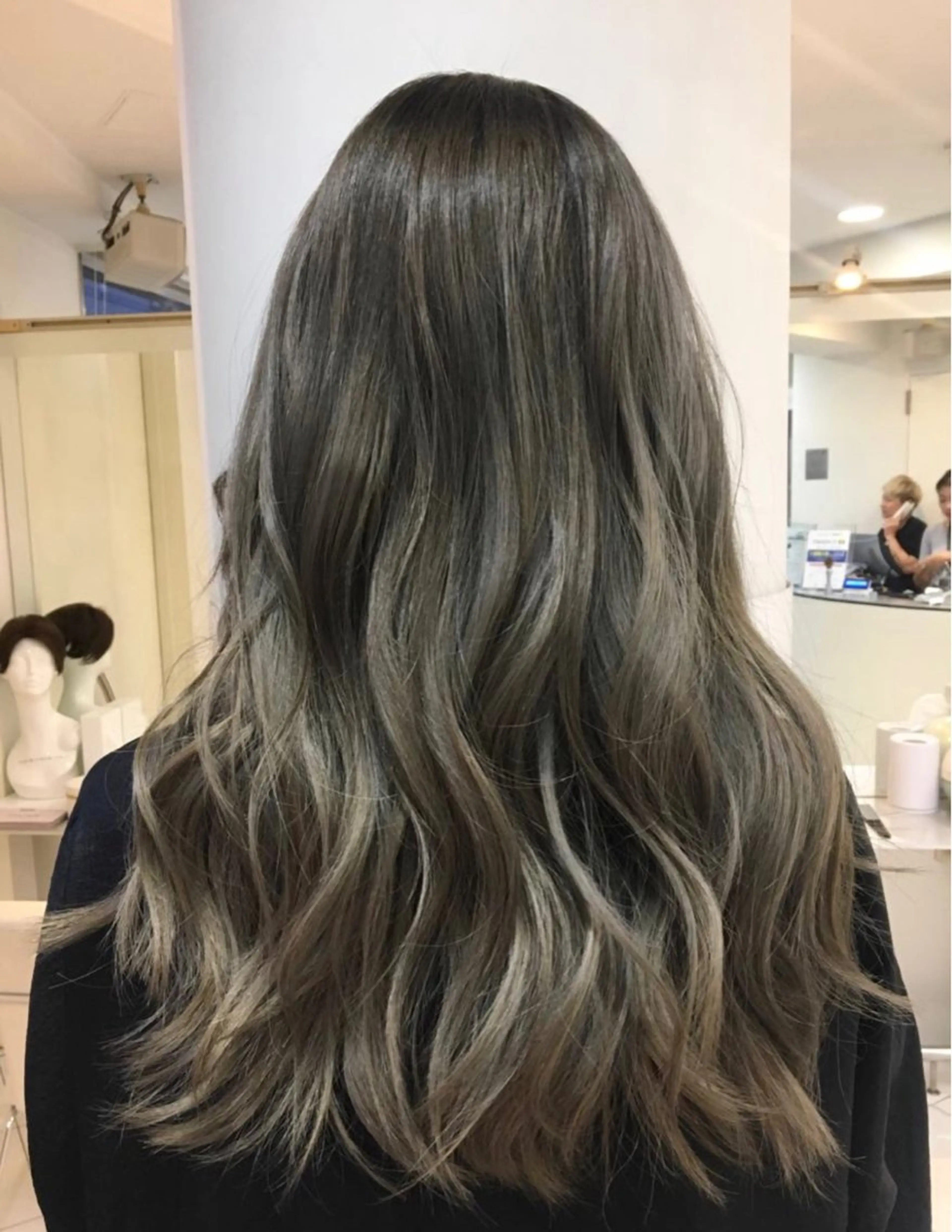ロング カラー カラー専門美容師🌈 阿部彩香のヘアスタイル