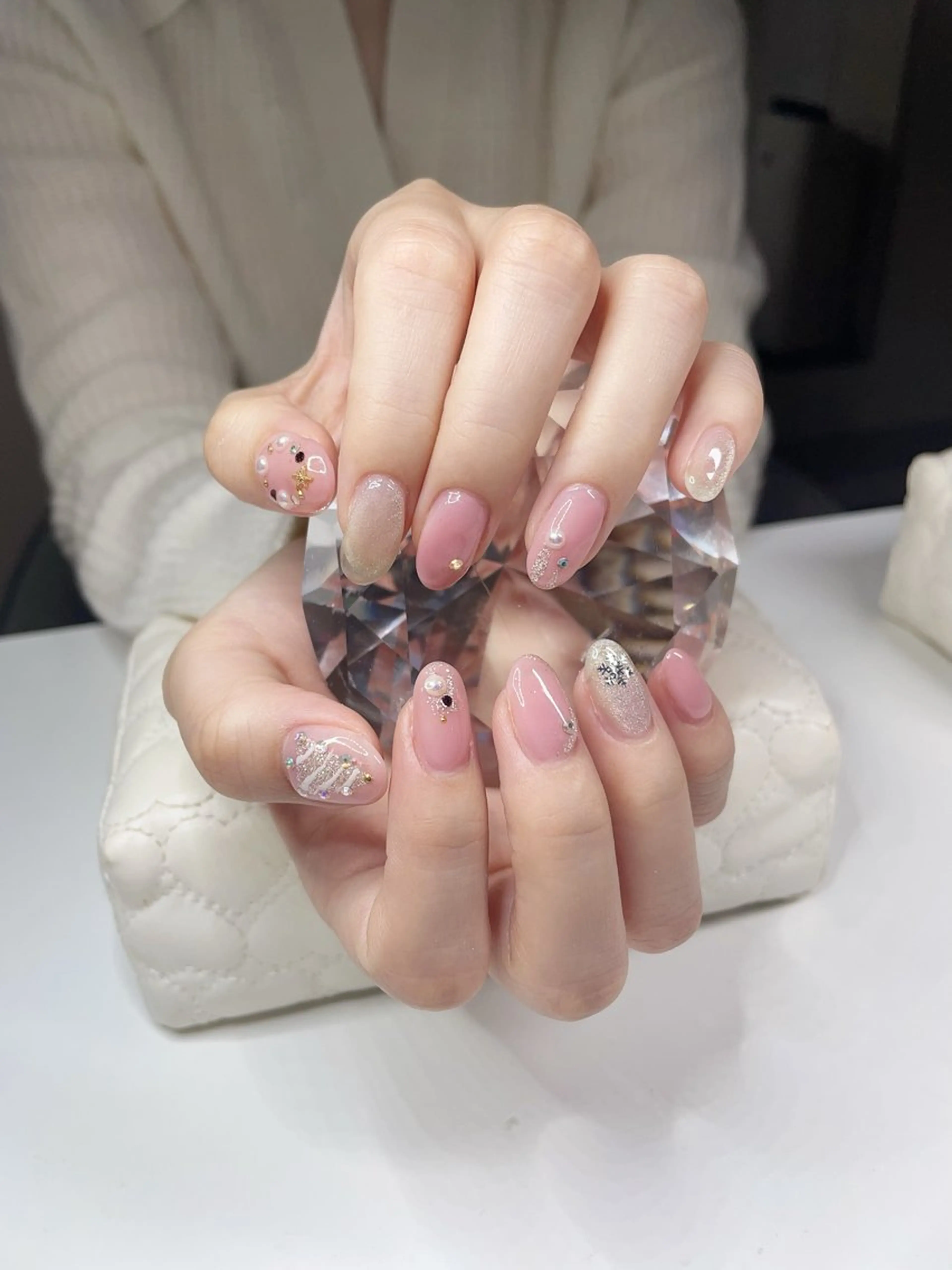 ネイル 冬ネイル クリスマス yuni所属・Nail salon yuriのネイルデザイン