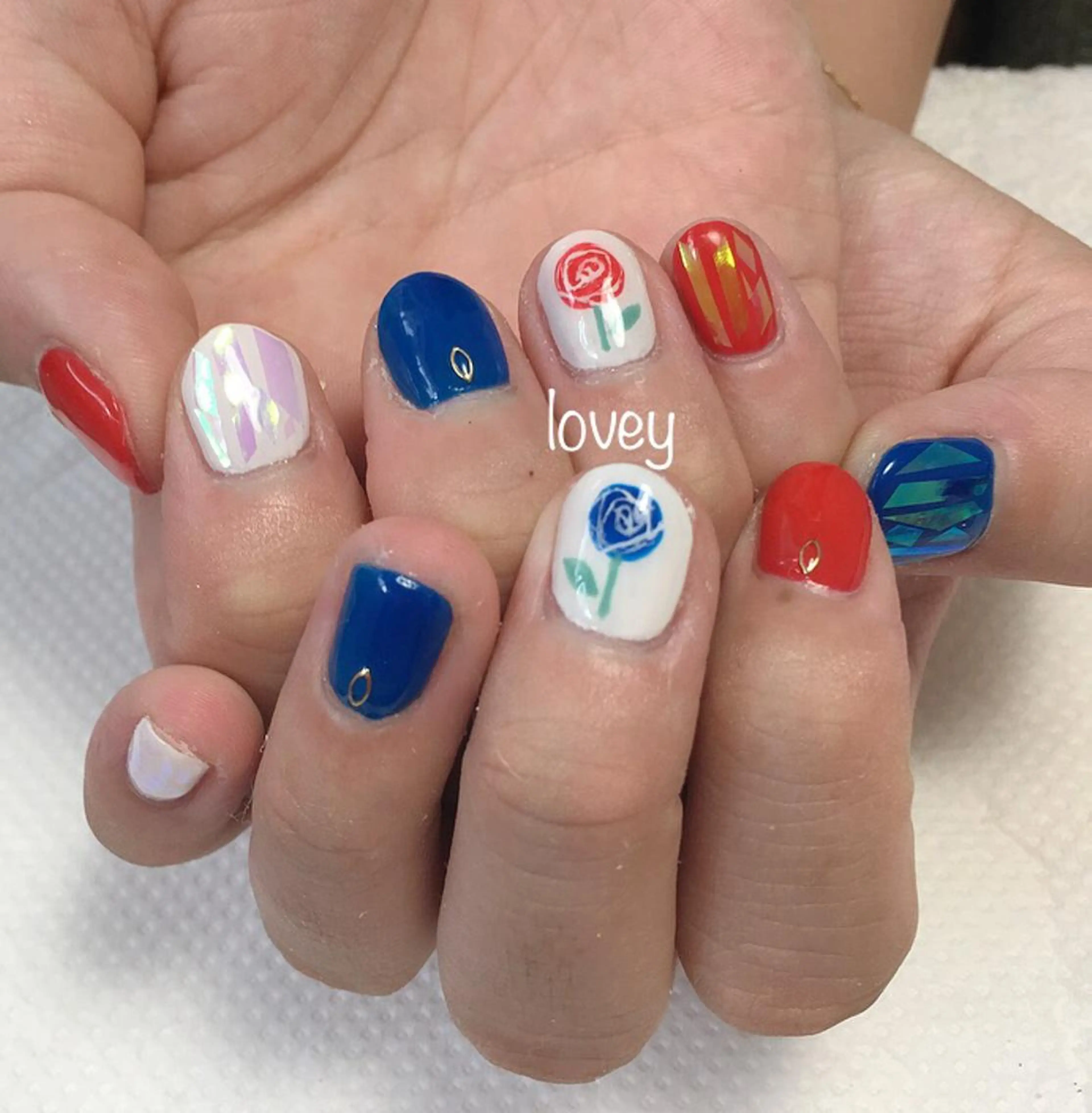 ネイル プライベートサロン loveyのネイルデザイン