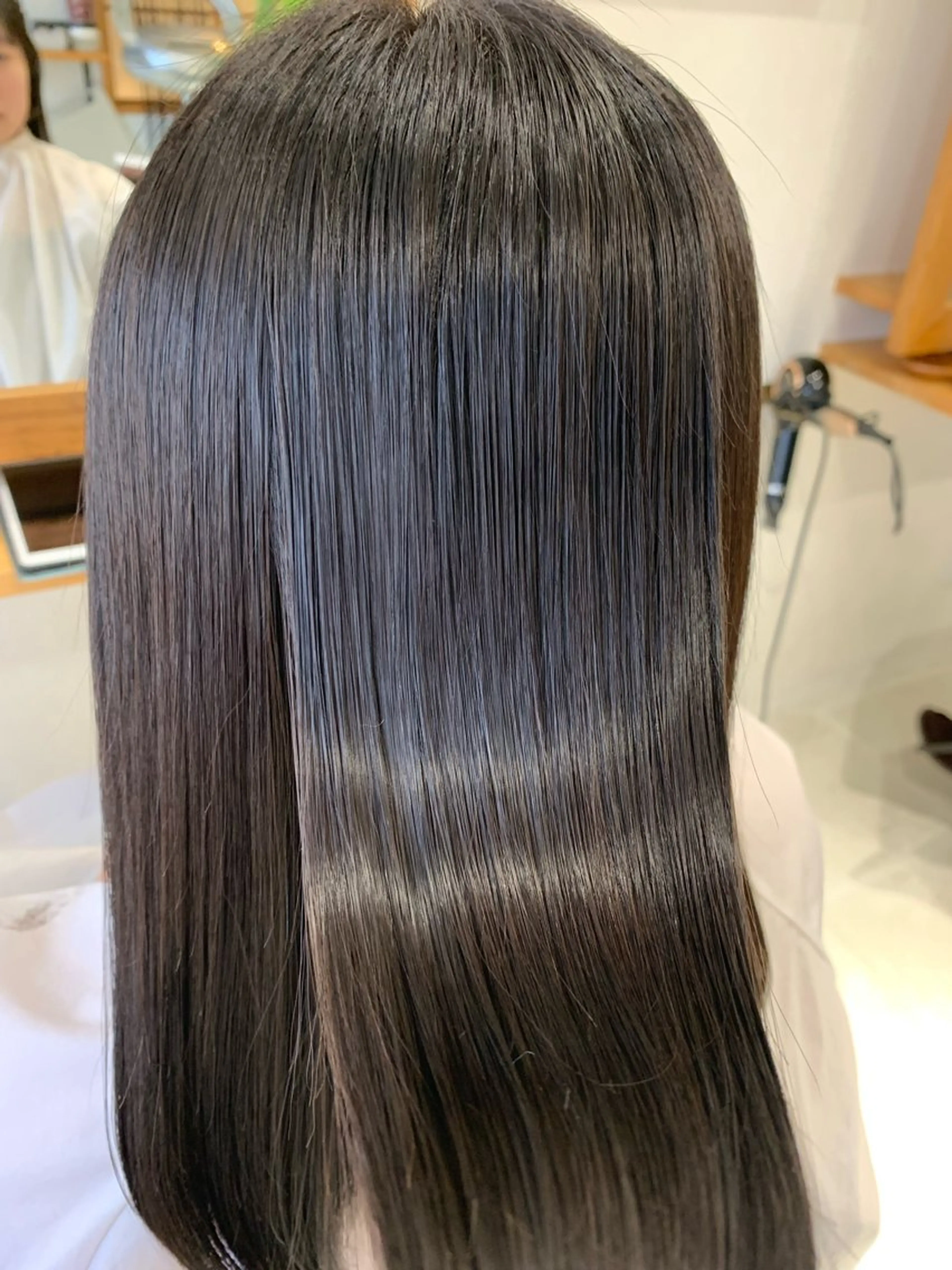 セミロング パーマ セミロングパーマ ストレートパーマ Lily hair design所属・🩰淡色系カラー／ 南ゆかり（女性のみ）のヘアスタイル