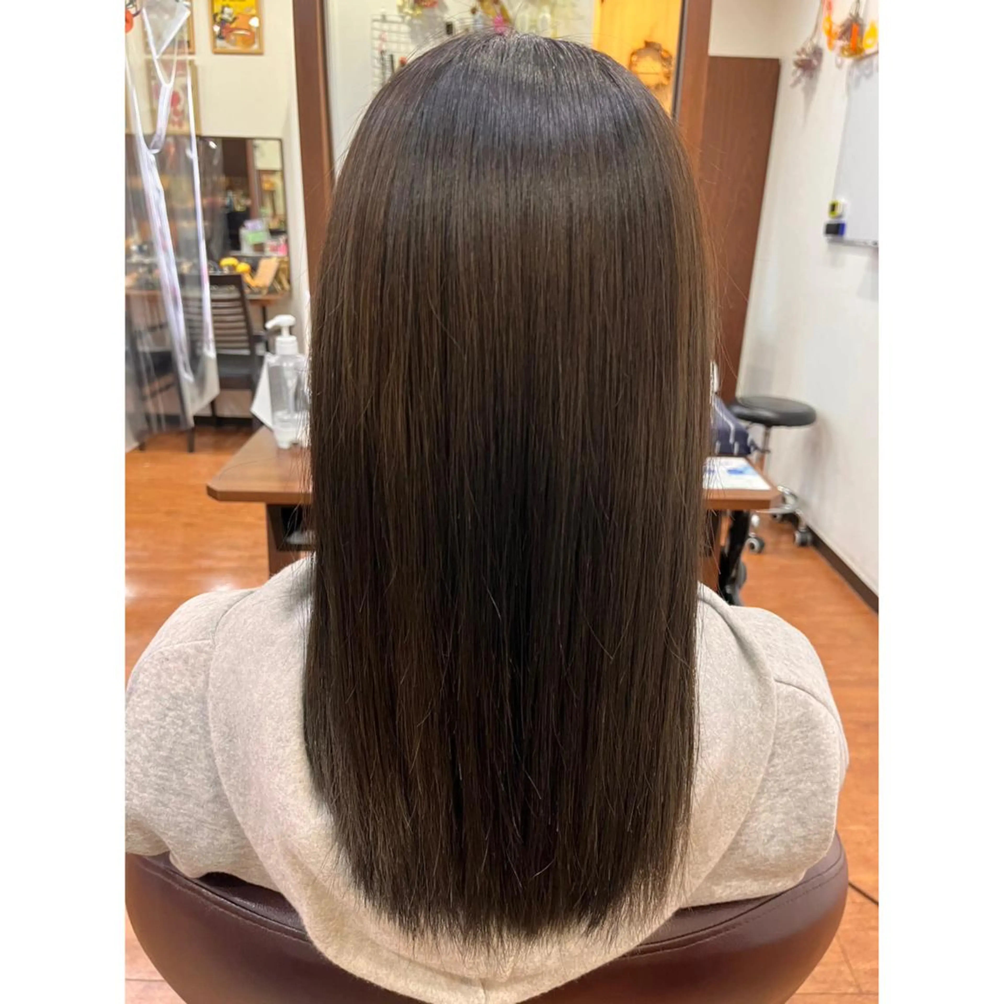 セミロング カラー Benjamin hair design所属・アイリ 🐥のヘアスタイル