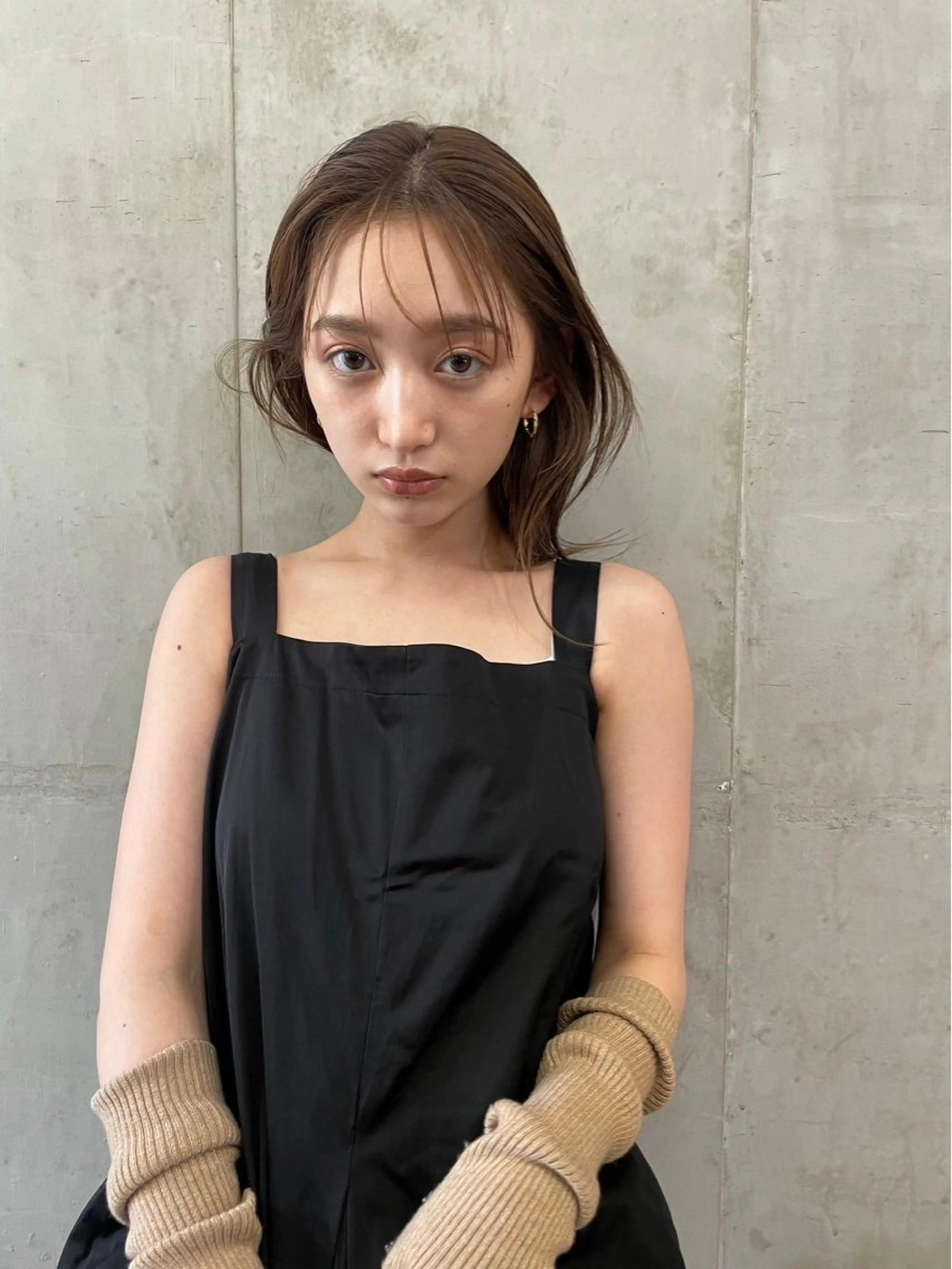 セミロング カラー ベージュカラー ブリーチ ケアブリーチ 透明感カラー ダブルカラー ヘアカラー SALT WATER所属・🫐 𝐌𝐚𝐨 🫐ボブモデル募集のヘアスタイル