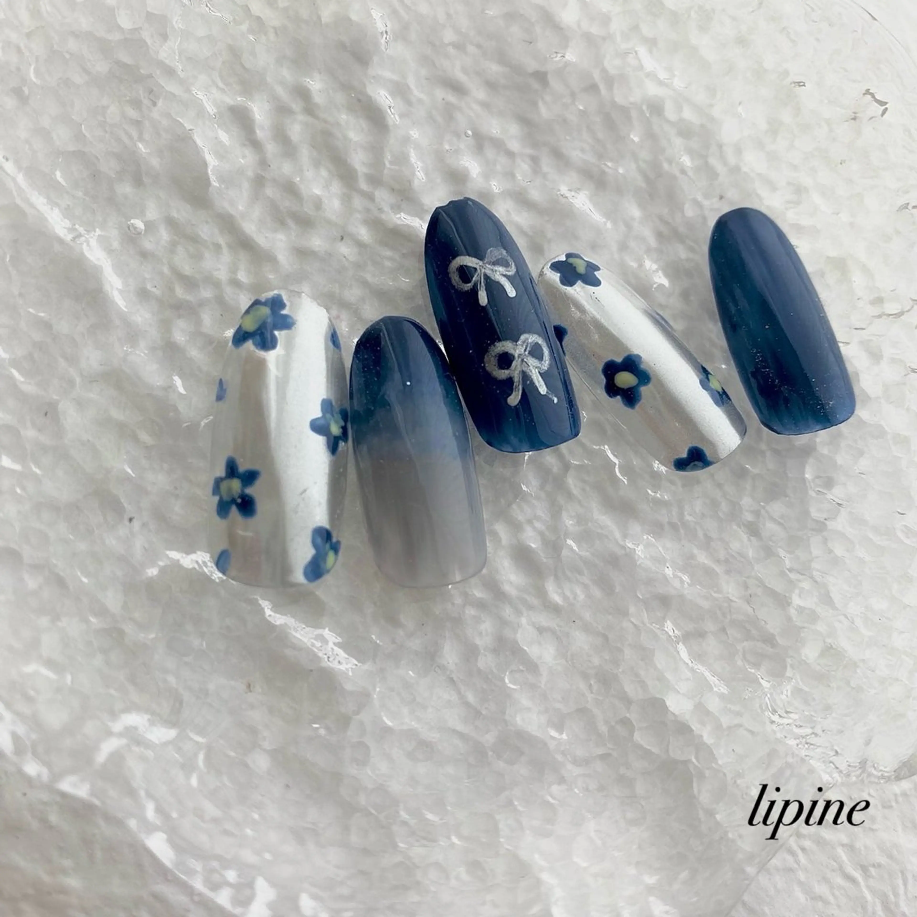 ネイル ミラーネイル ネイルサロン lipineのネイルデザイン