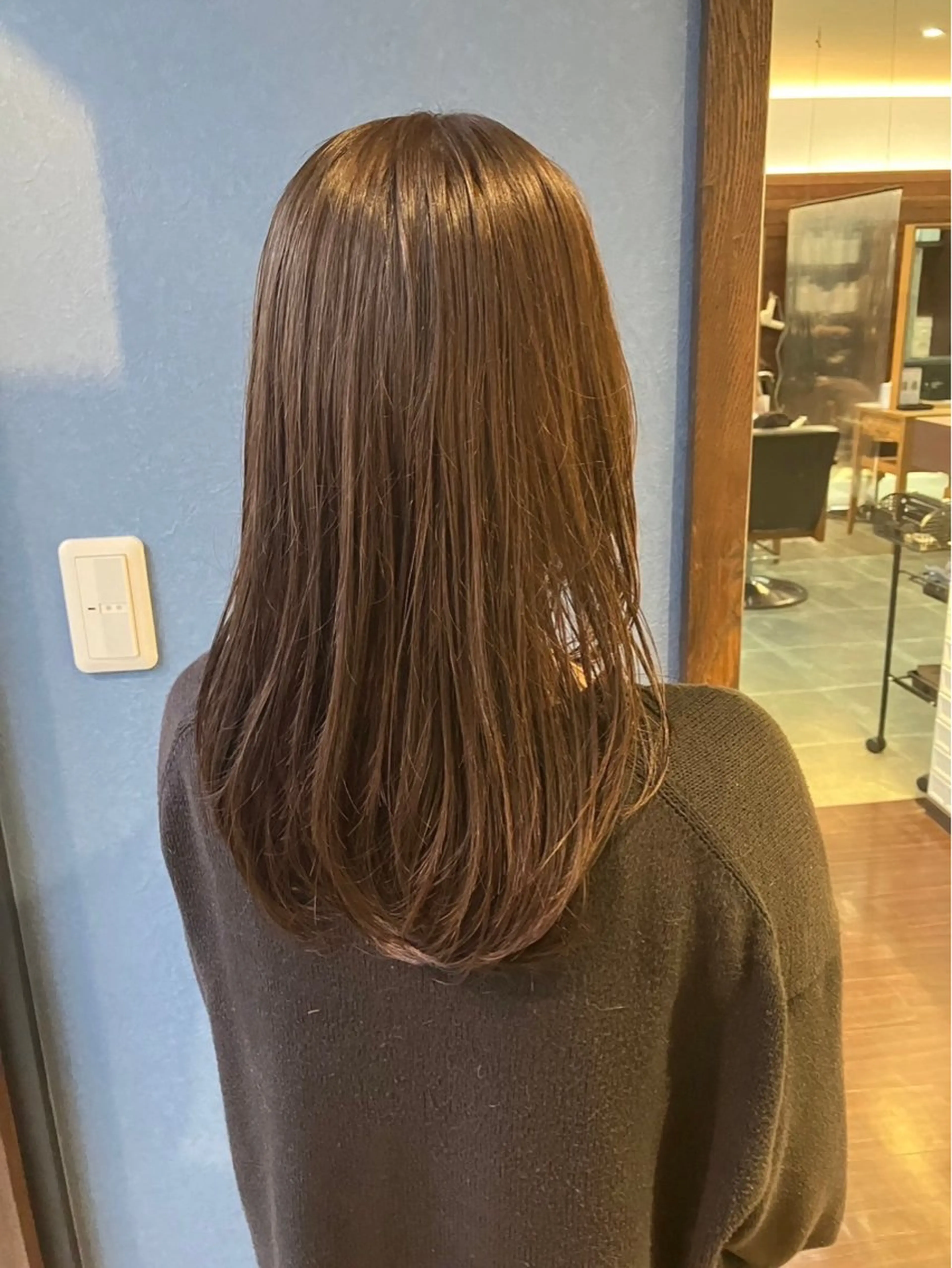 セミロング カラー 🌼Kubu成田 陽実🌼のヘアスタイル