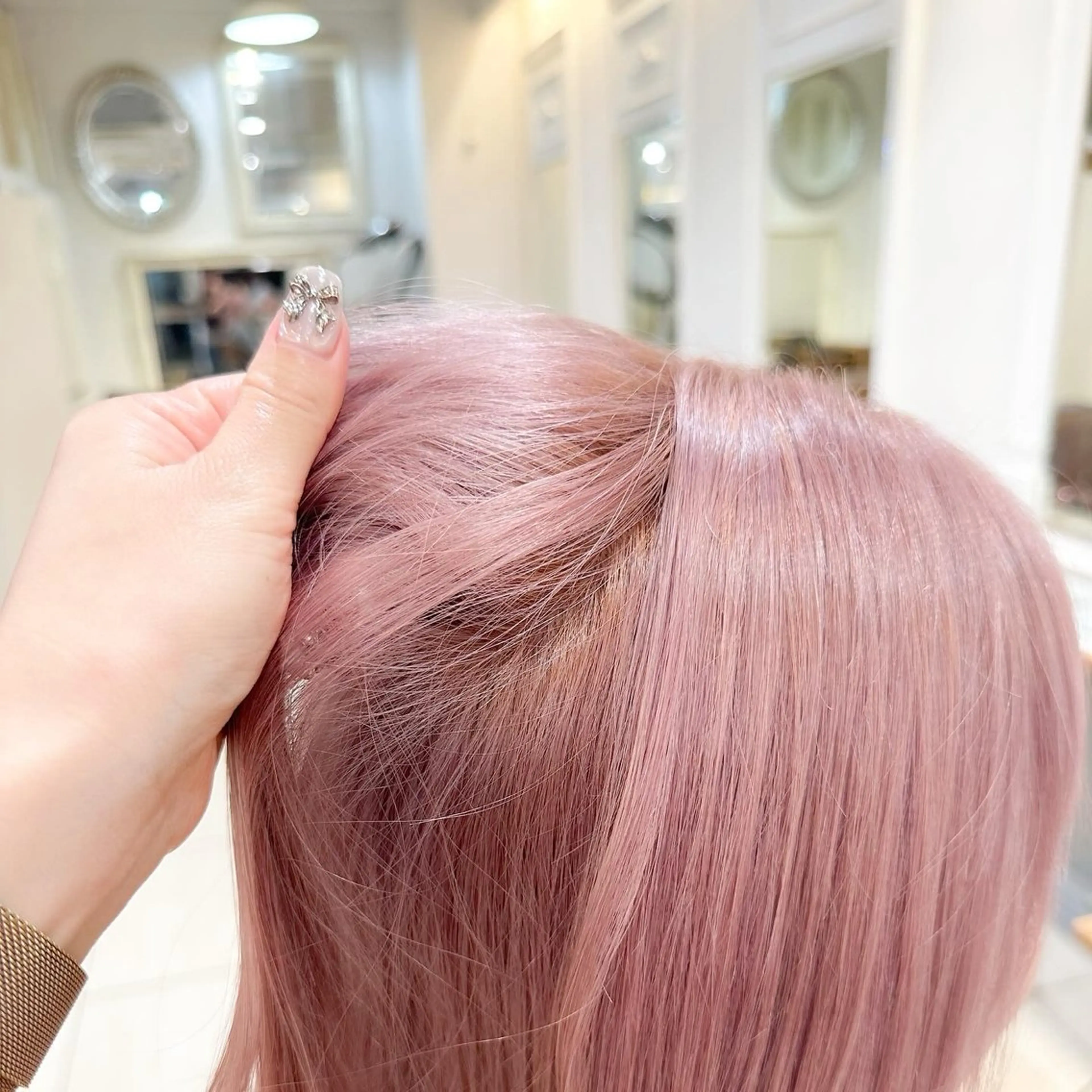 セミロング カラー ダブルカラー ピンクカラー シアーピンク ヘアカラー ✨カラー支持No.1 🧸ワキ カナコ🧸のヘアスタイル