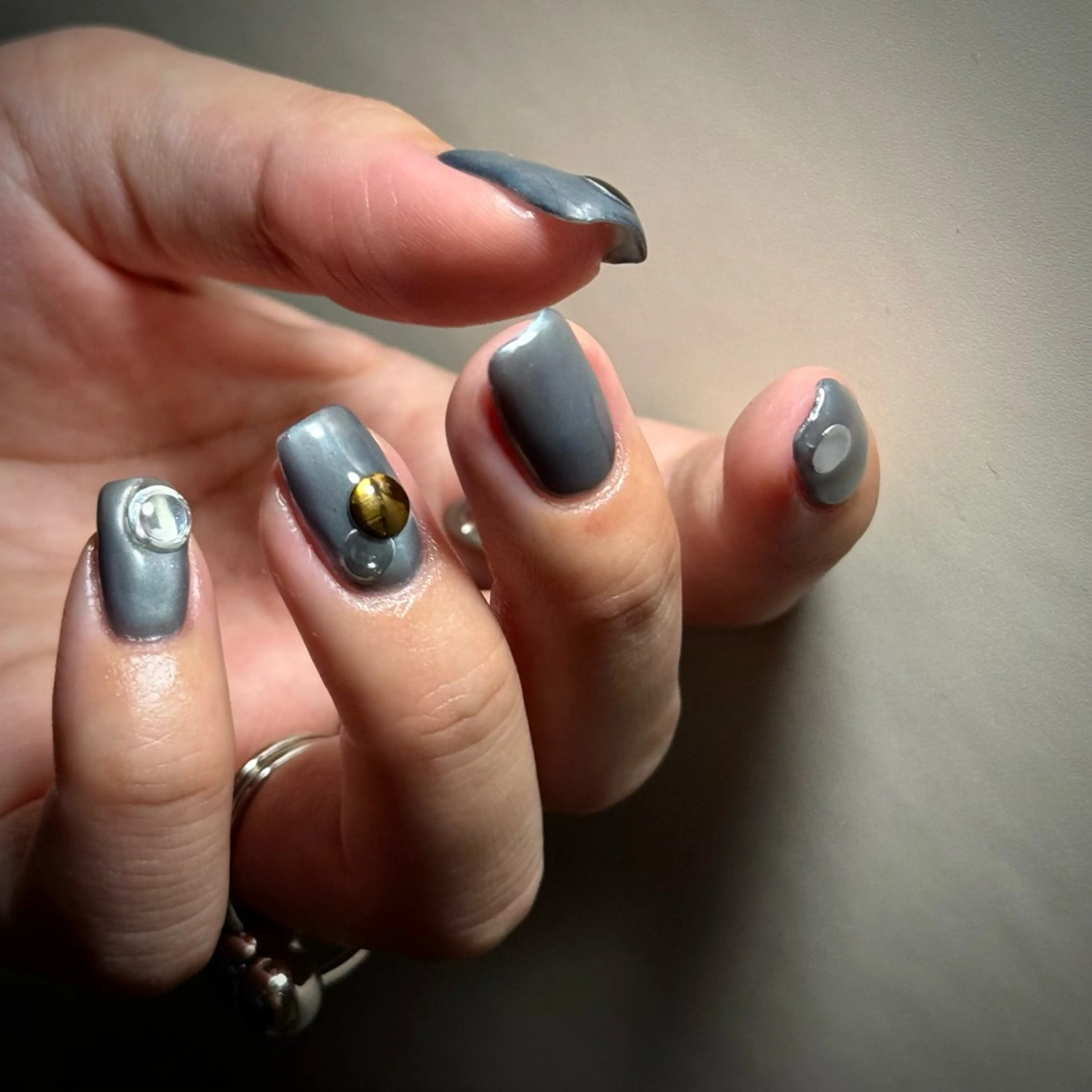 ネイル アートネイル ジェルネイル 氷ネイル・うるうるネイル ミラーネイル ニュアンスネイル ハンドネイル Atelier Soi【アトリエ ソワ】所属・Atelier Soiのネイルデザイン