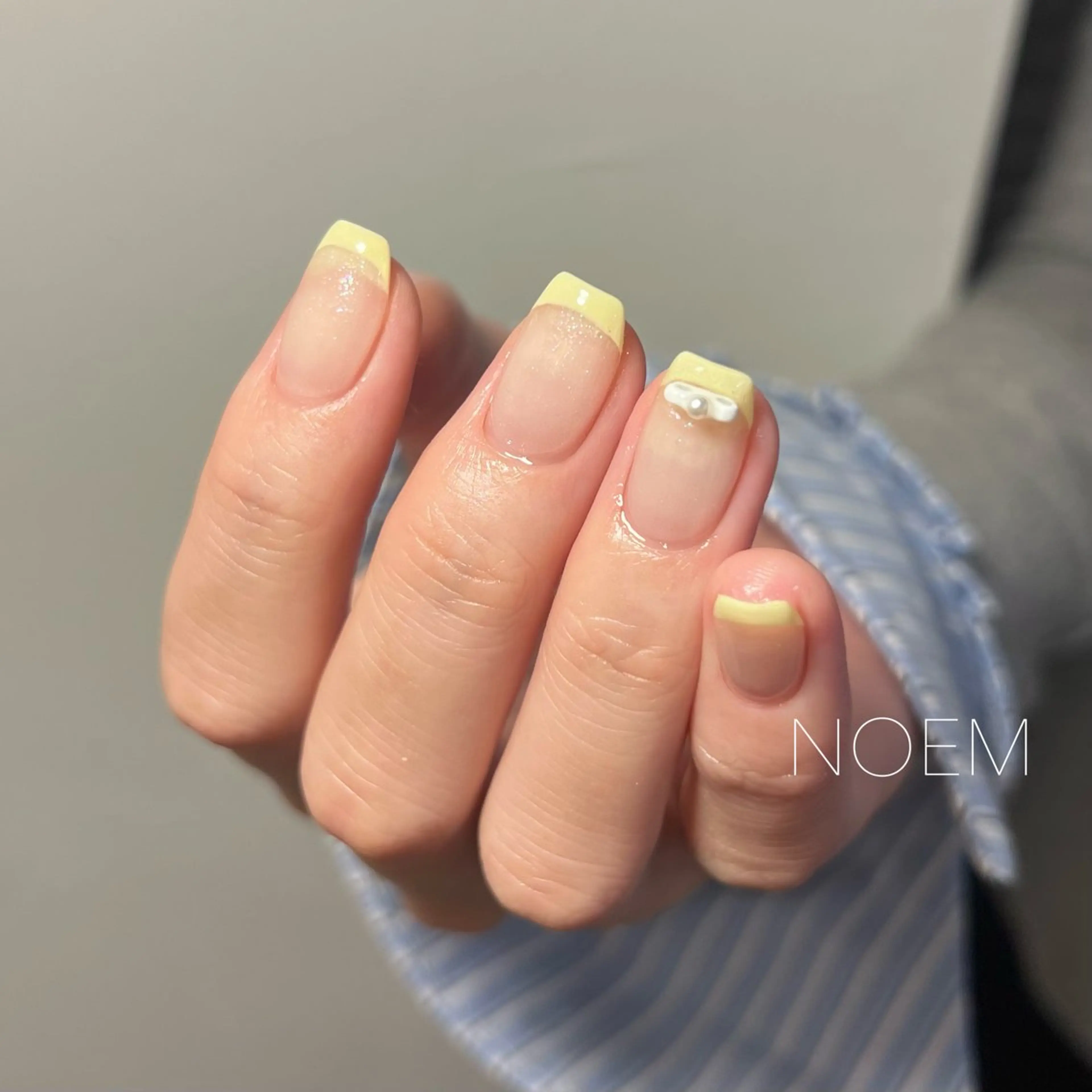 ネイル フレンチネイル YUKARI NOEMのネイルデザイン