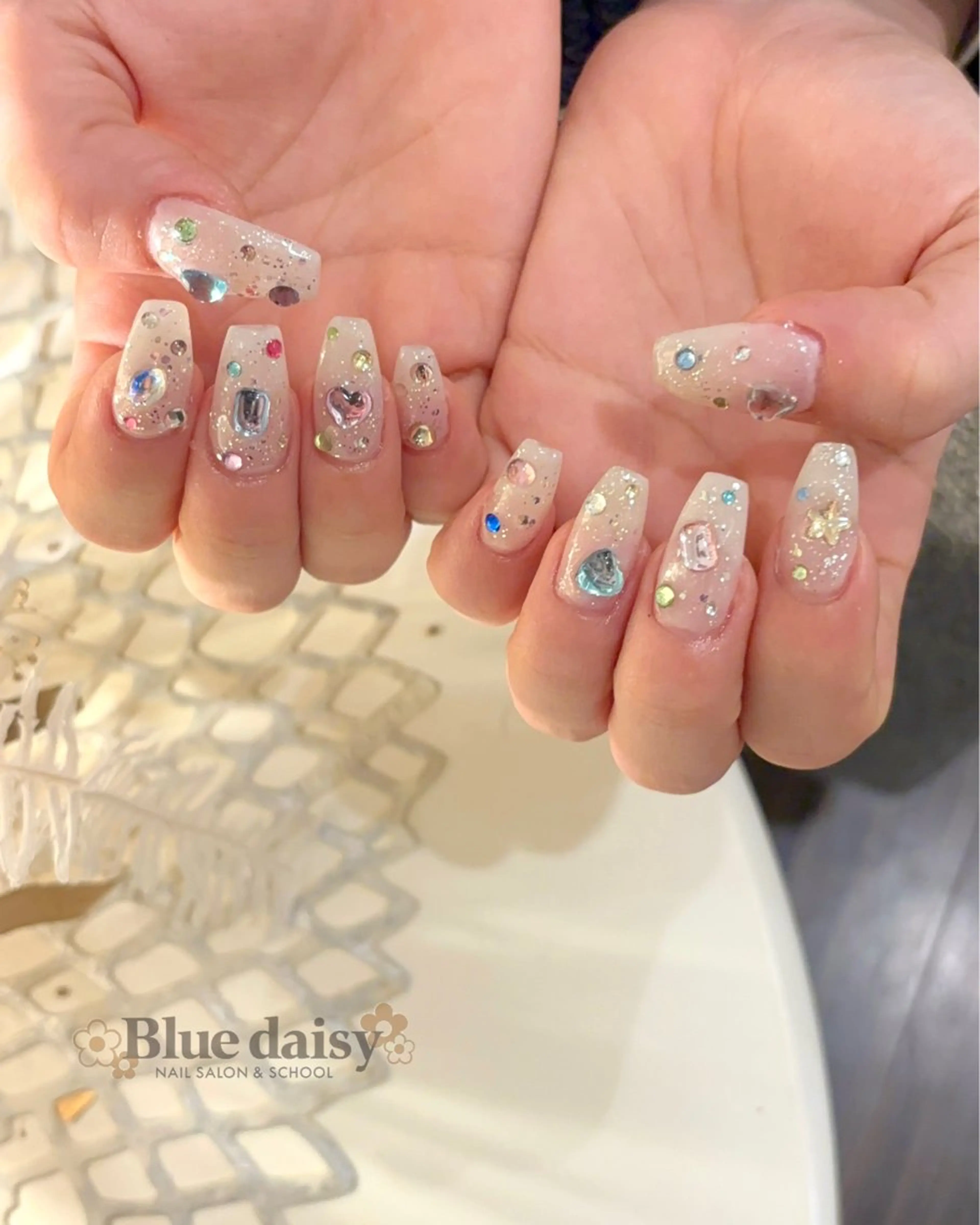 ネイル ジェルネイル キラキラネイル マグネットネイル 持ち込み パラジェル ハンドネイル Blue　daisy　栄本店 【ブルーデイジー】所属・Blue daisy 栄本店のネイルデザイン