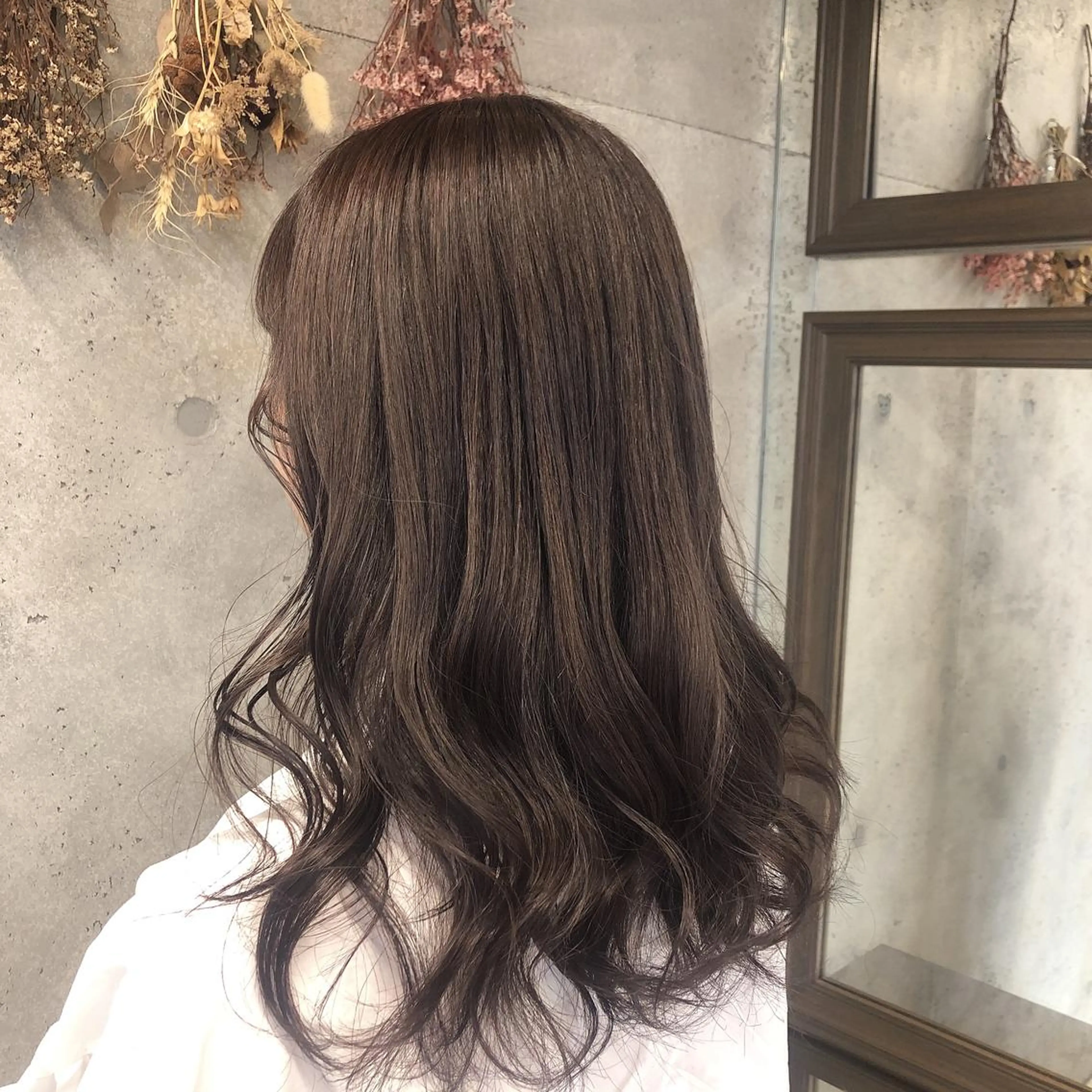 ロング カラー ブラウンカラー ショコラブラウン wakana 【ブリーチカラー】のヘアスタイル