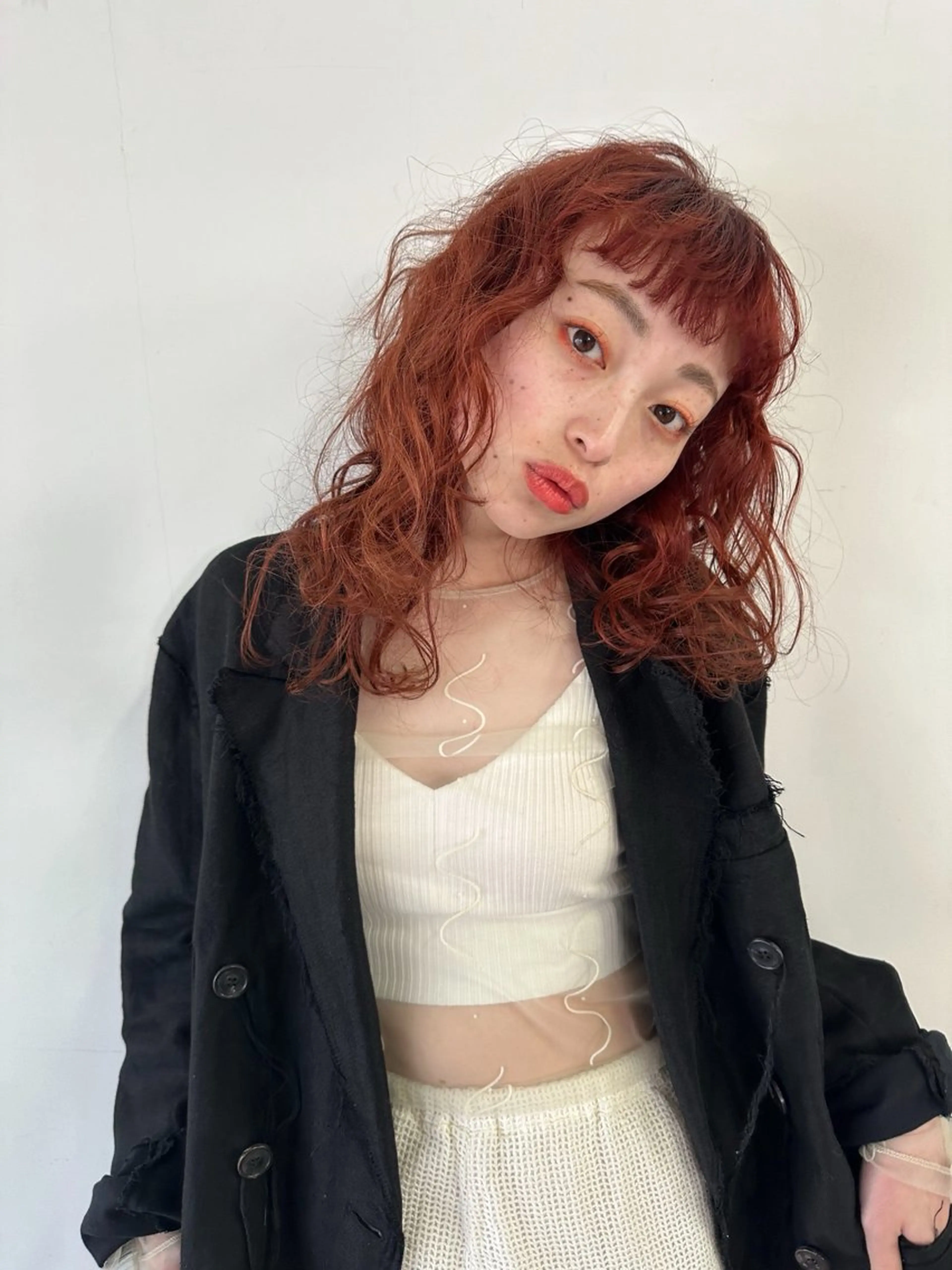 セミロング カラー パーマ パーマ 塩澤 榛奈のヘアスタイル