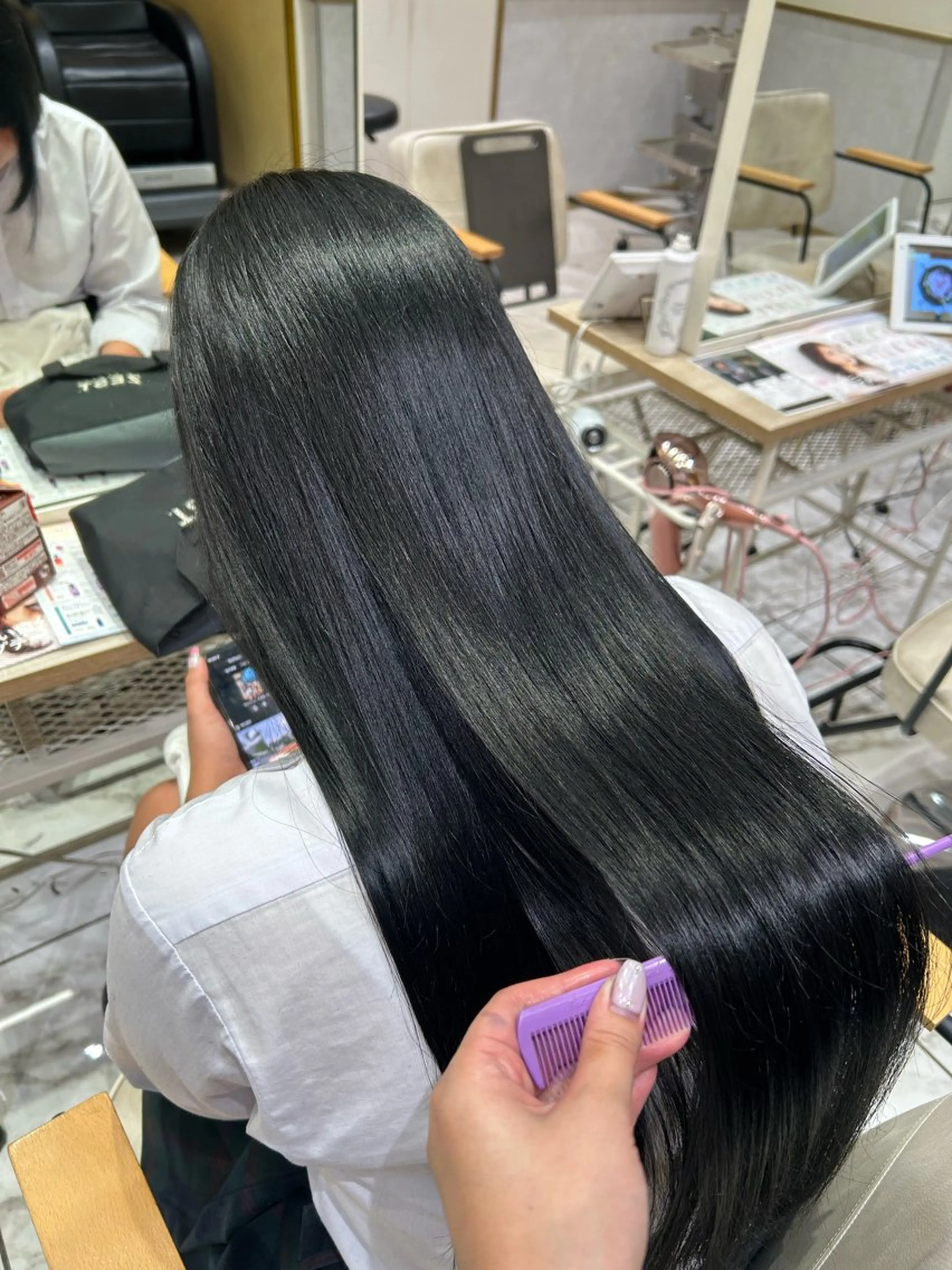 ロング カラー 透明感ツヤカラー コトノ🫧のヘアスタイル