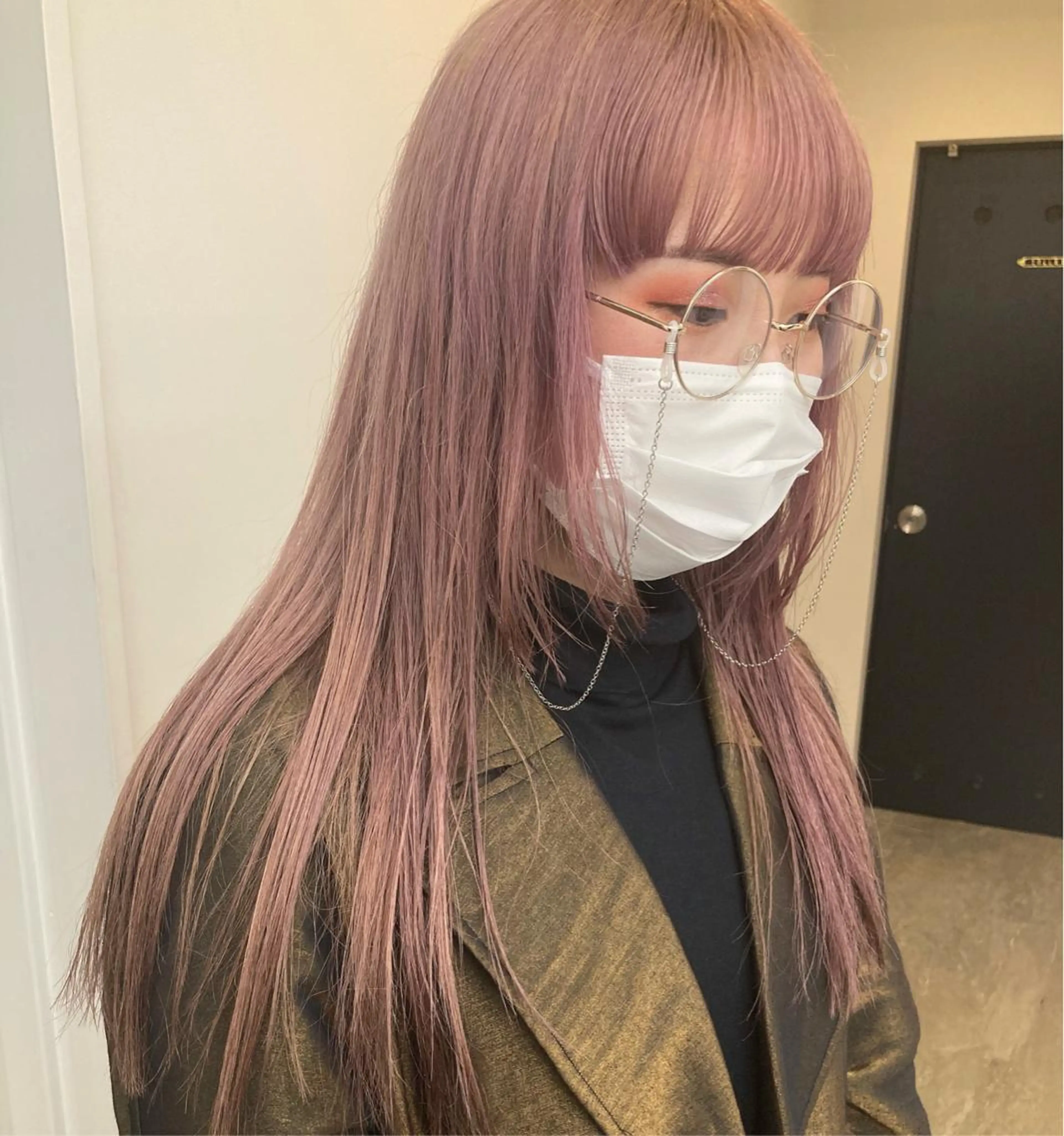 セミロング ヘアカラー ポミエ恵比寿所属・🤎口コミ5.0 カラー好評🤎KENのヘアスタイル