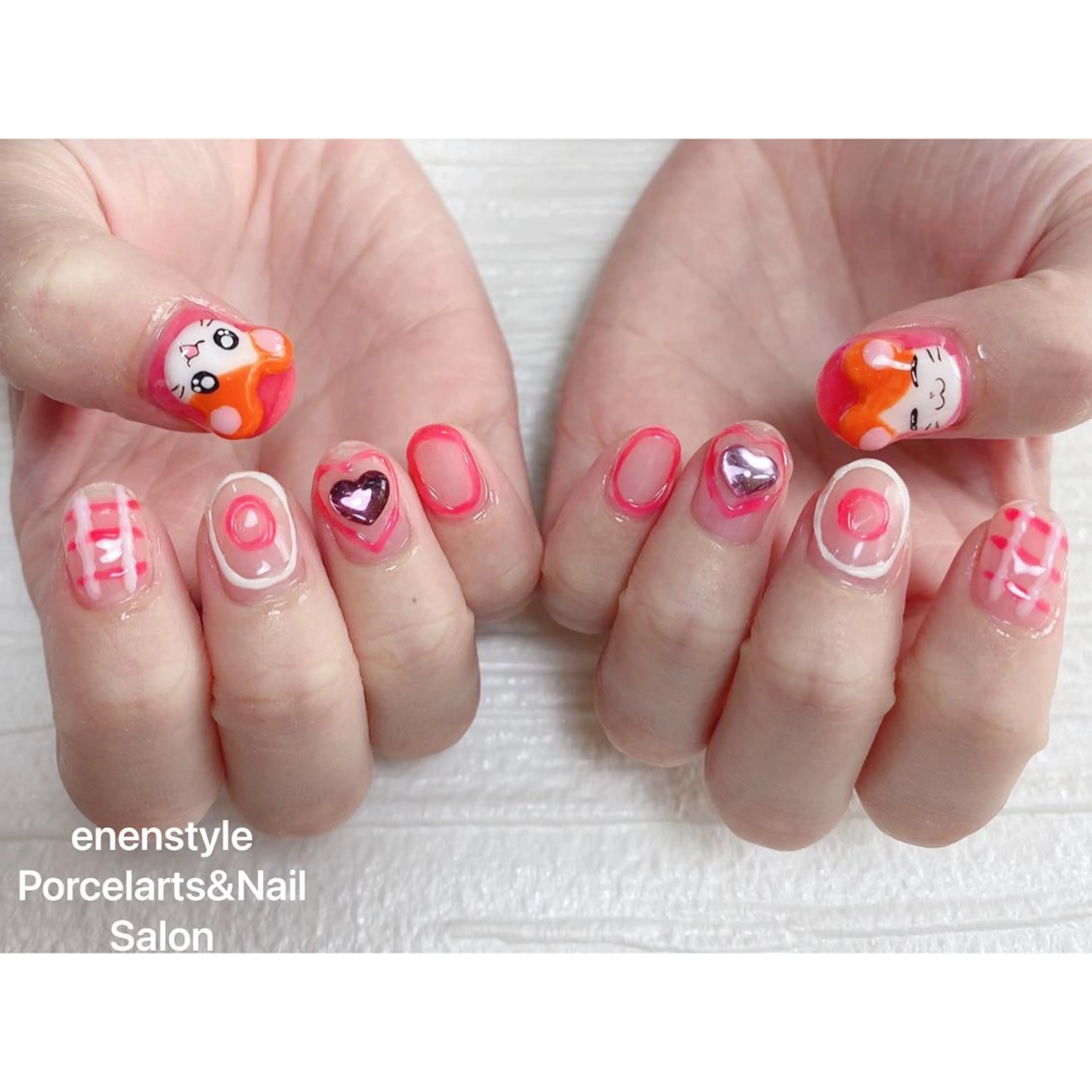 ショート ネイル 👑enen style👑のネイルデザイン