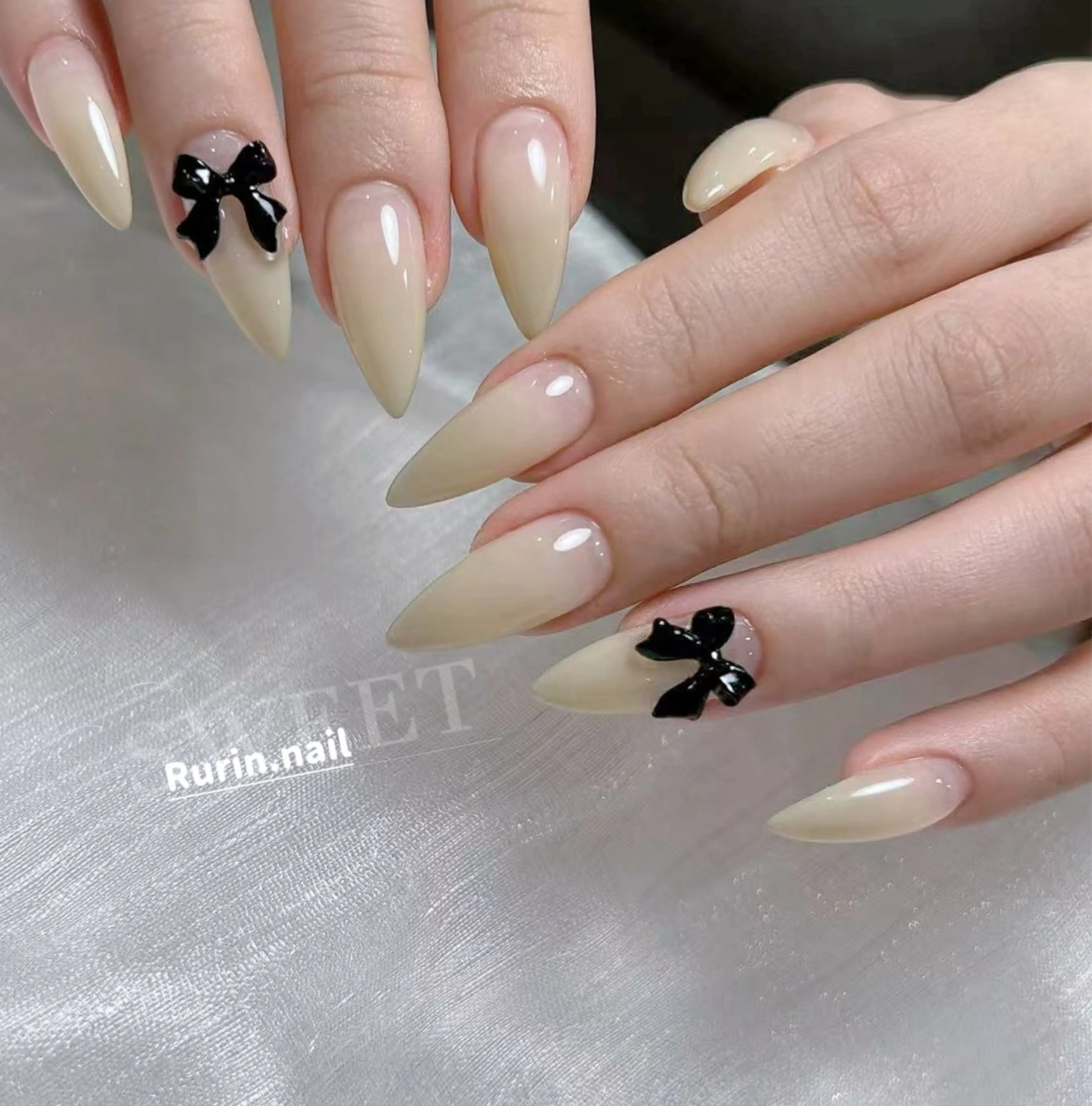 ネイル ハンドネイル ルリン サロン💅のネイルデザイン