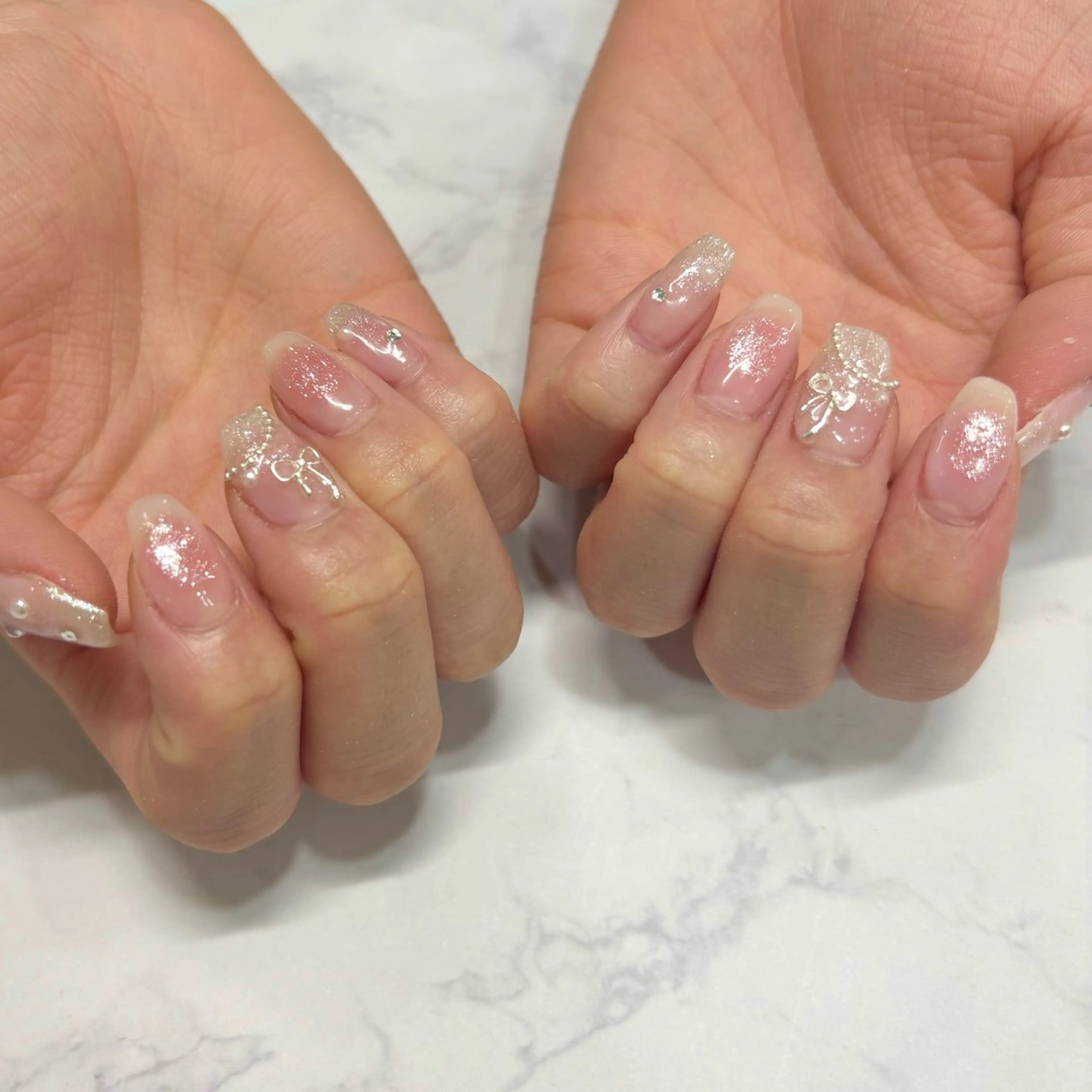 ネイル ハンドネイル Nailist 梨花のネイルデザイン