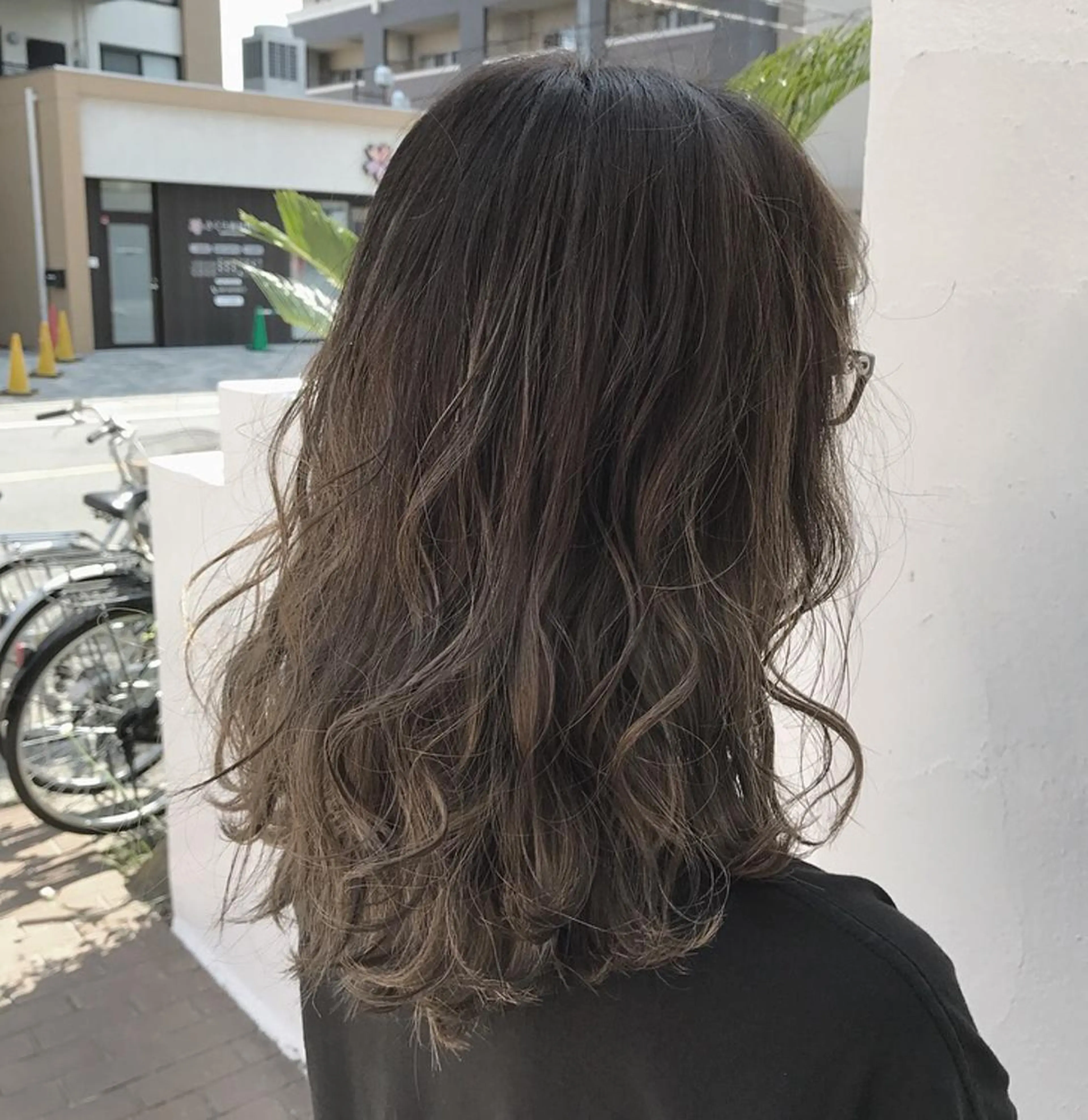 ミディアム カラー ハイライトカラー ハイライト カット特化柏駅 徒歩3分LOUのヘアスタイル