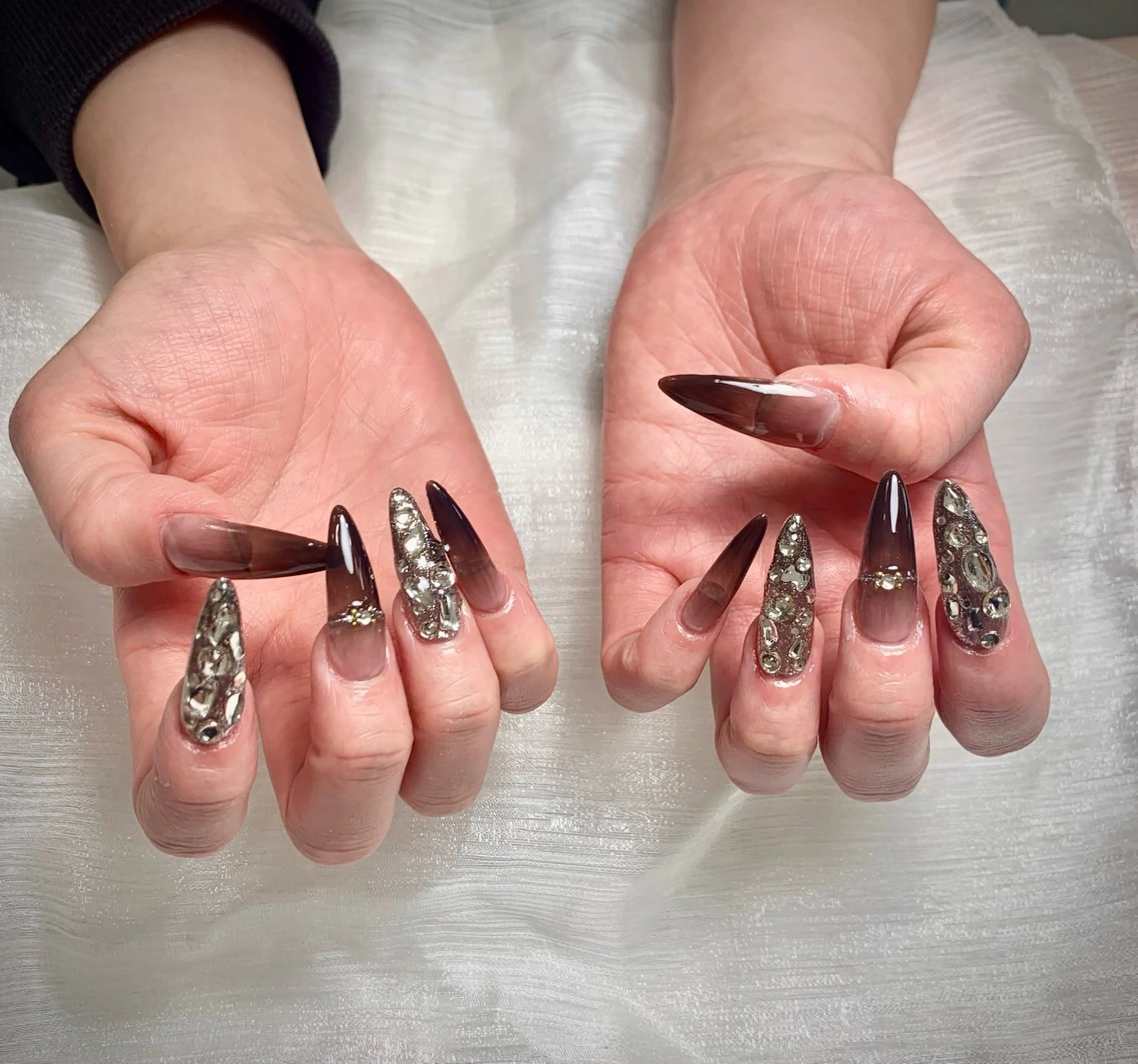 ネイル アートネイル チークネイル 長さ出し フレンチネイル ジェルネイル Lily nails studio所属・ネイルサロン Lilyのネイルデザイン