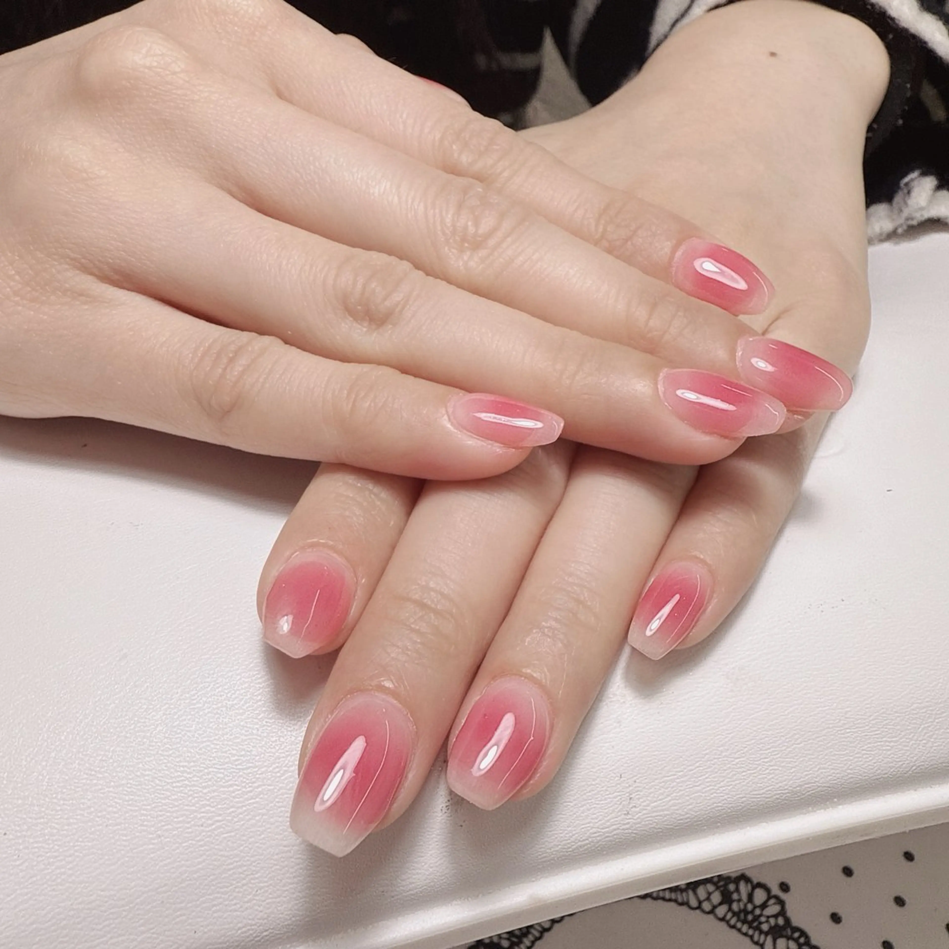 ミディアム FLORA NAIL SALON 黄兪榕のネイルデザイン