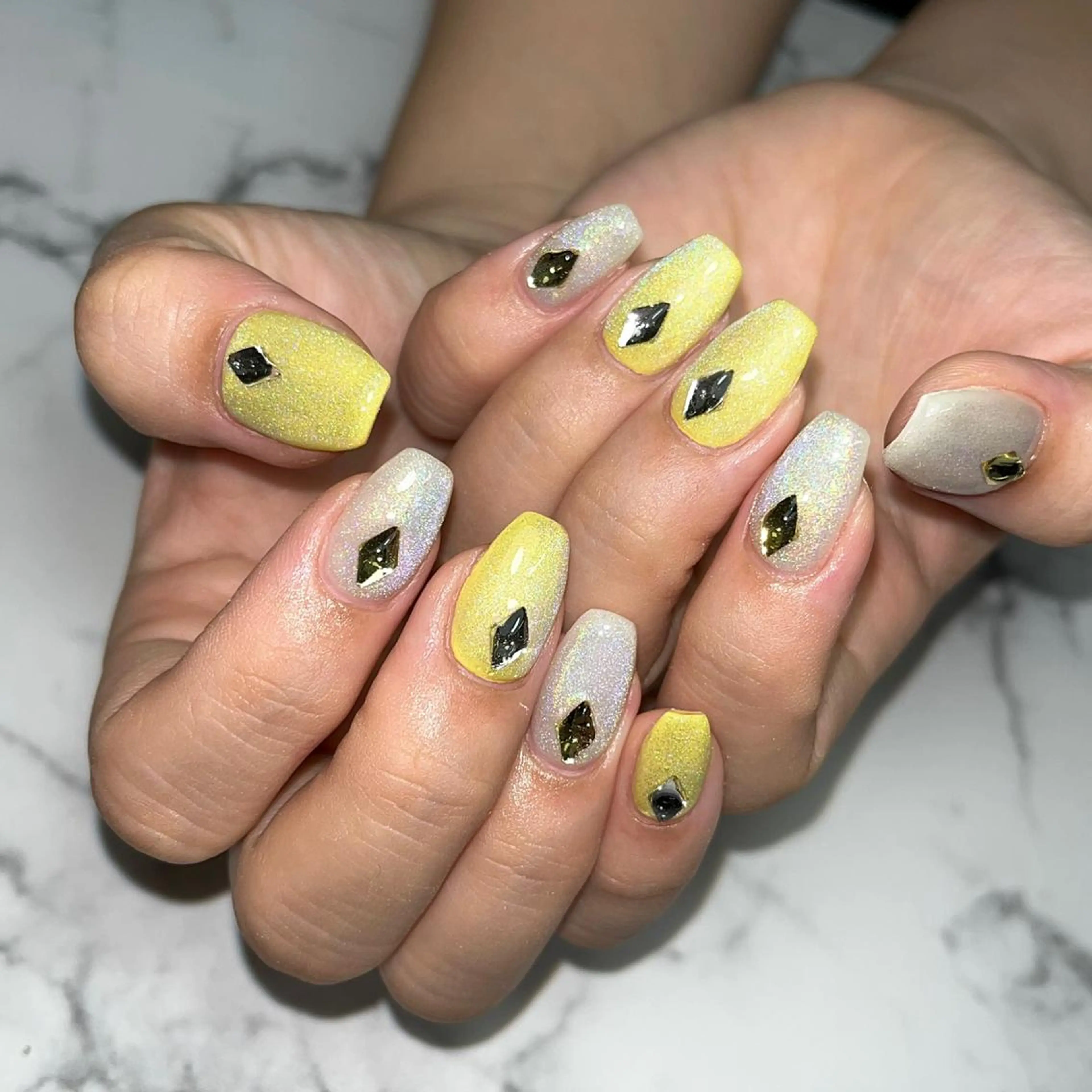 ネイル アートネイル ジェルネイル 韓国ネイル マグネットネイル ワンカラーネイル ハンドネイル NAIL NOWのネイルデザイン