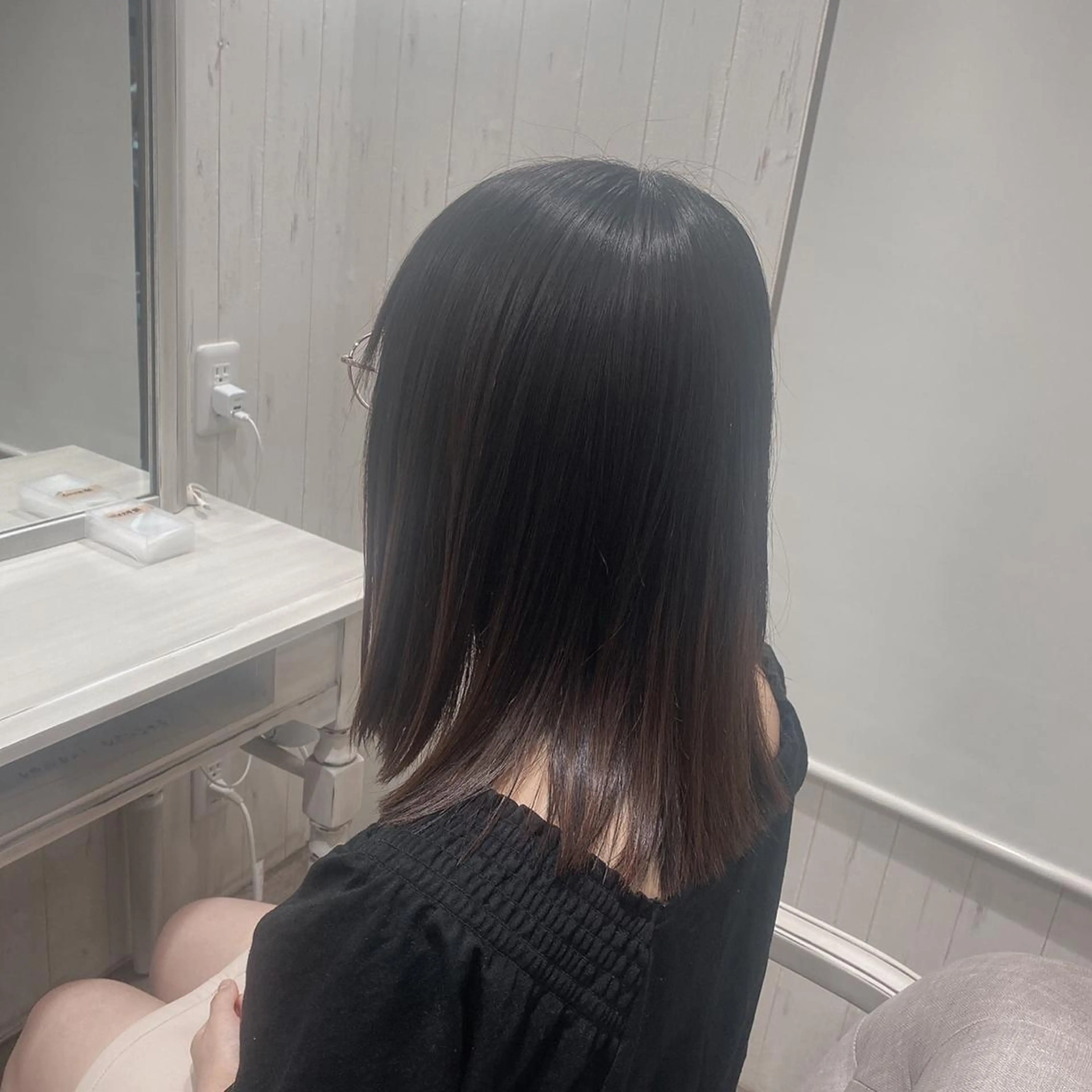 ミディアム パーマ カット 縮毛矯正 トリートメント イシジマ タカナリのヘアスタイル