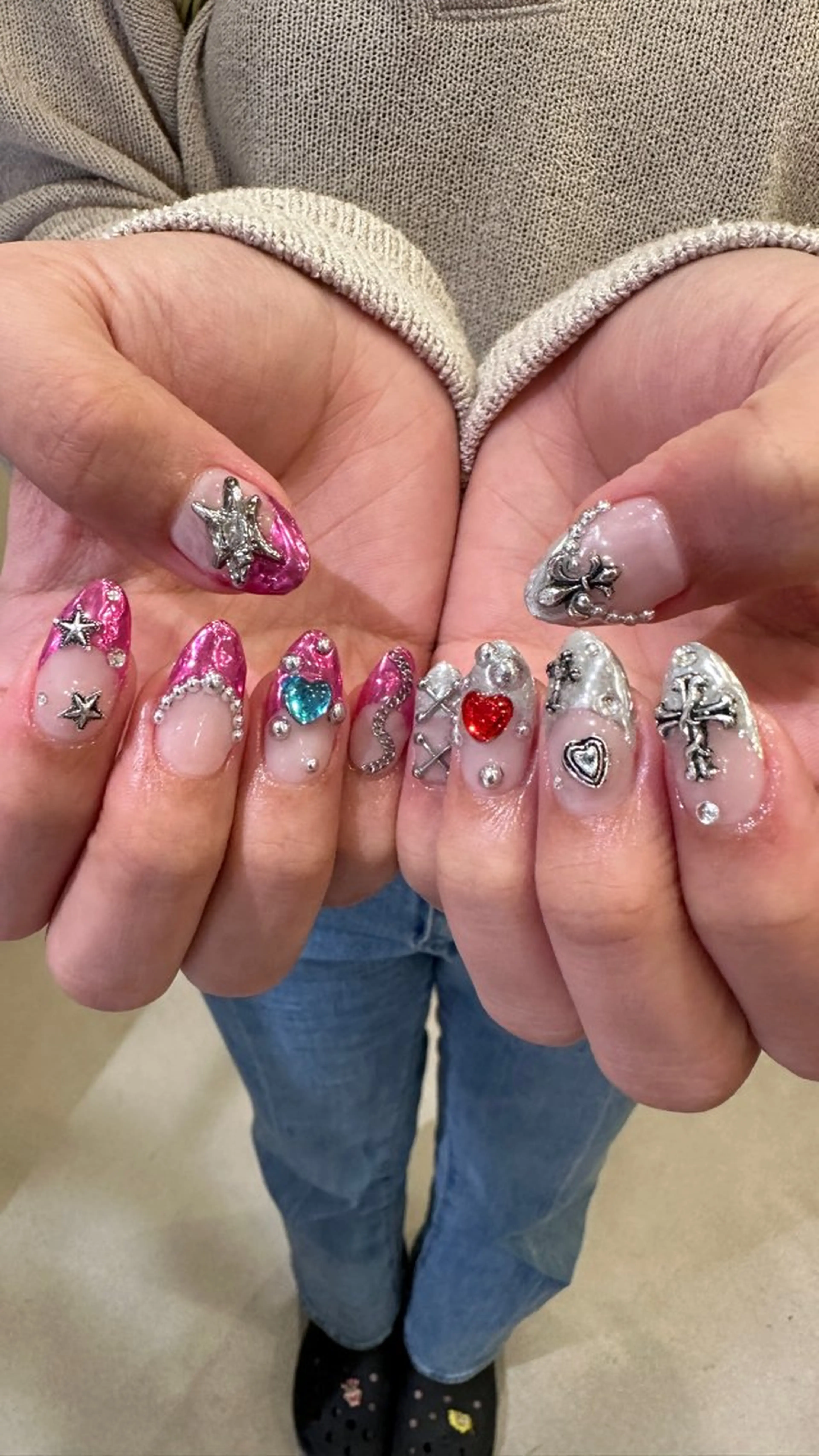 ネイル ハンドネイル 👽個性派ネイル🎀 komachiのネイルデザイン