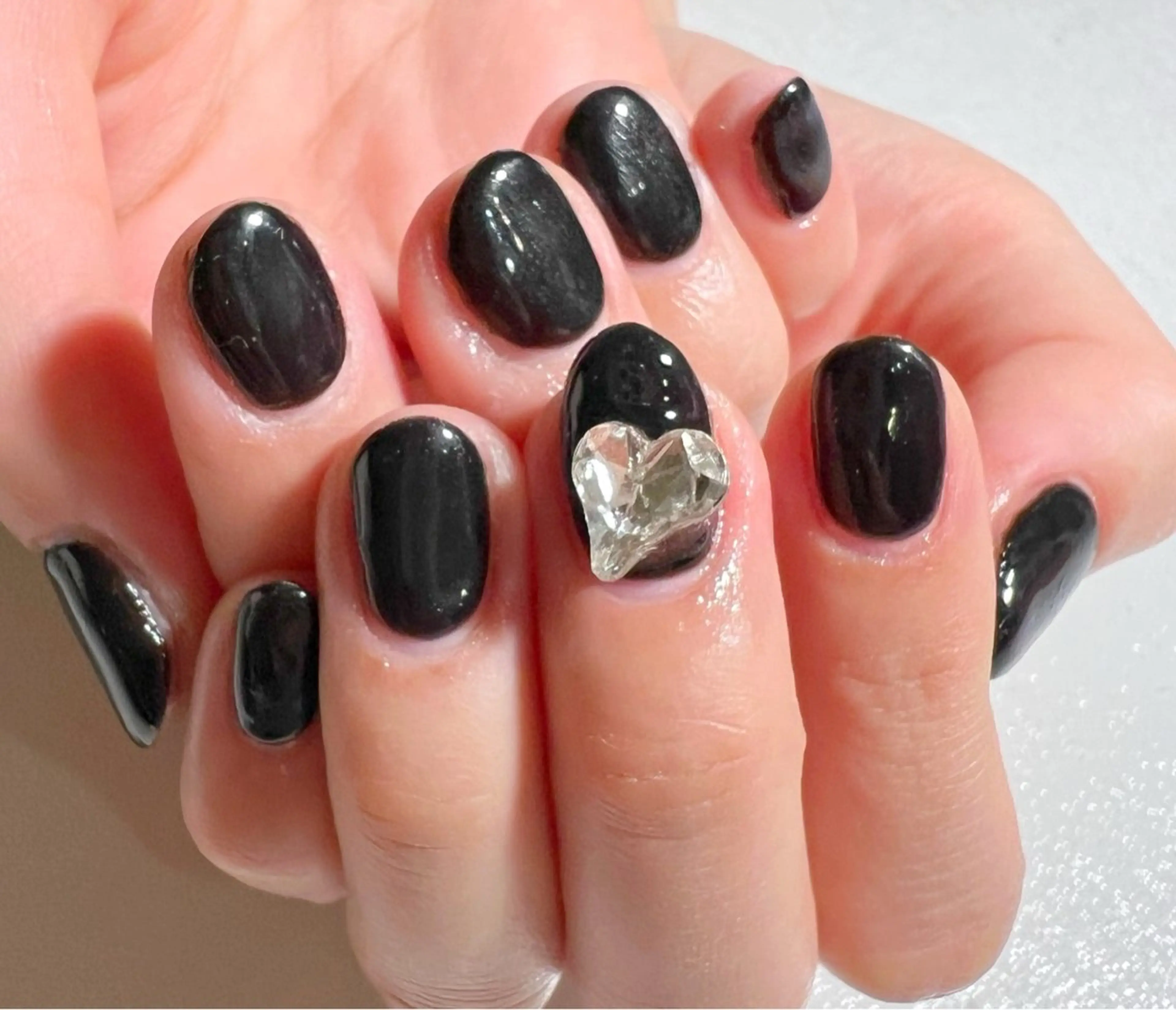 ネイル ハート キラキラネイル シンプルネイル ハンドネイル private salon mieのネイルデザイン