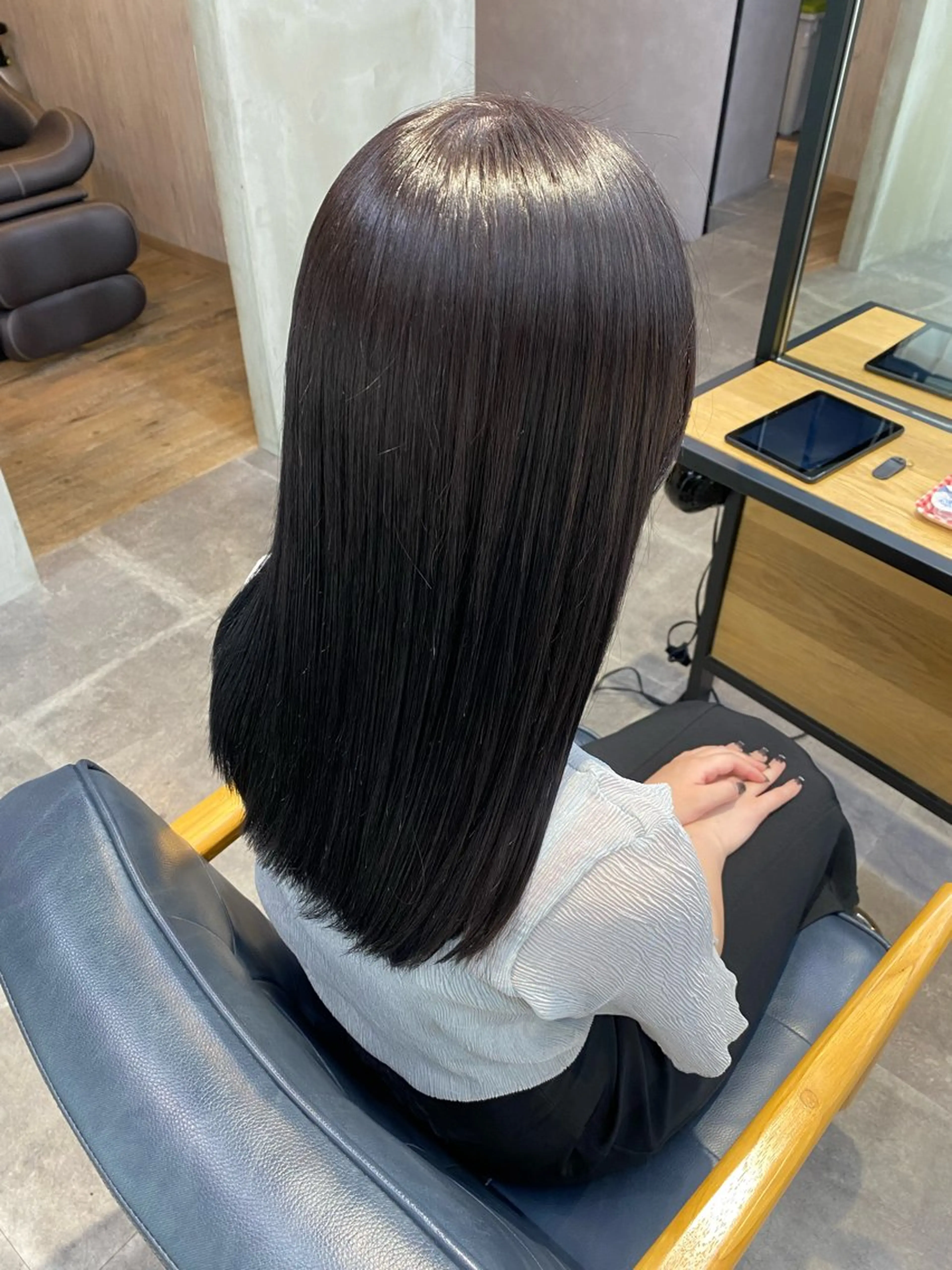 セミロング カラー 韓国×髪質改善カラー 💎hinaのヘアスタイル