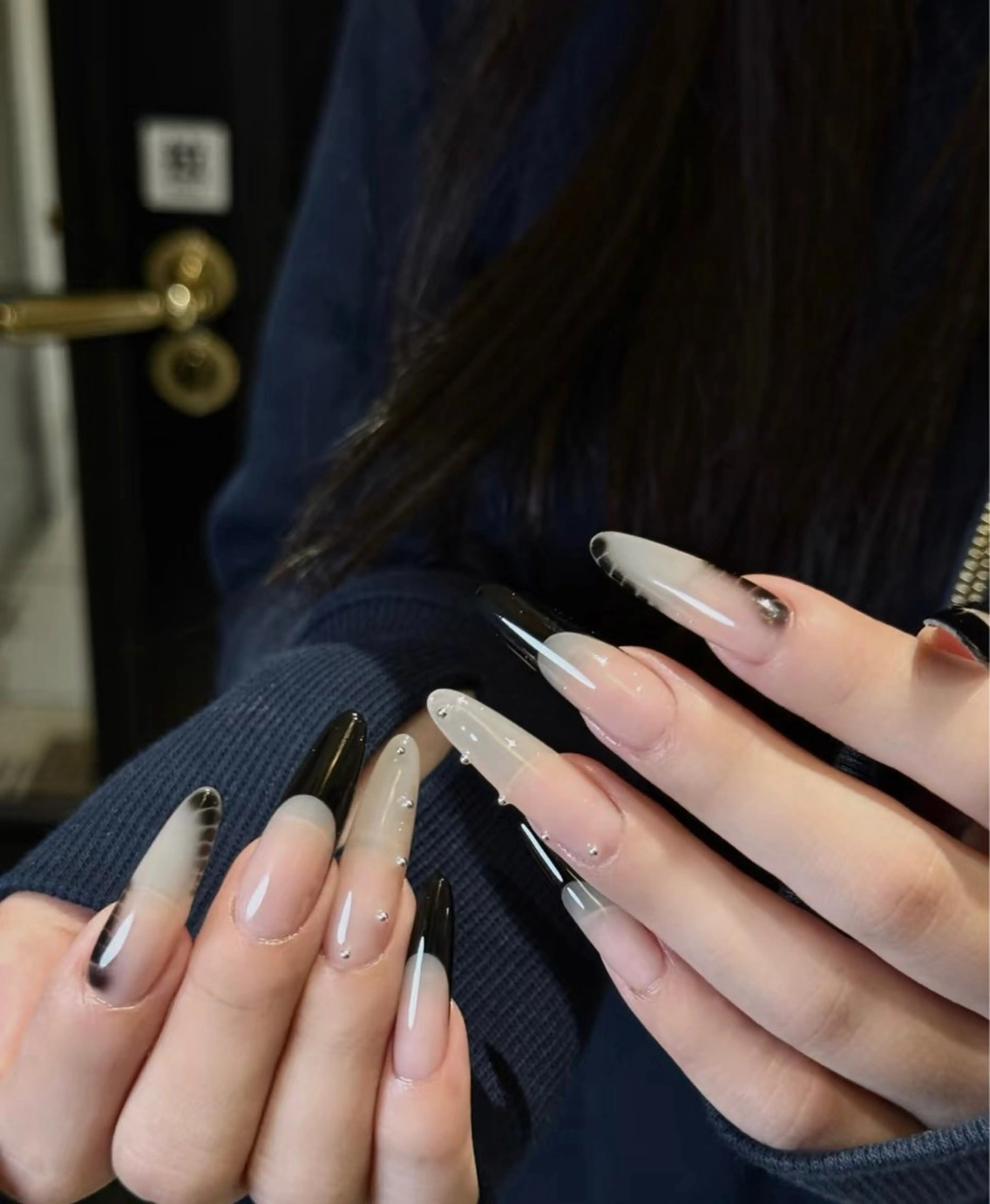 ネイル チークネイル フレンチネイル ジェルネイル ガーリー キラキラネイル ハンドネイル UM nail salon所属・高橋 雪のネイルデザイン