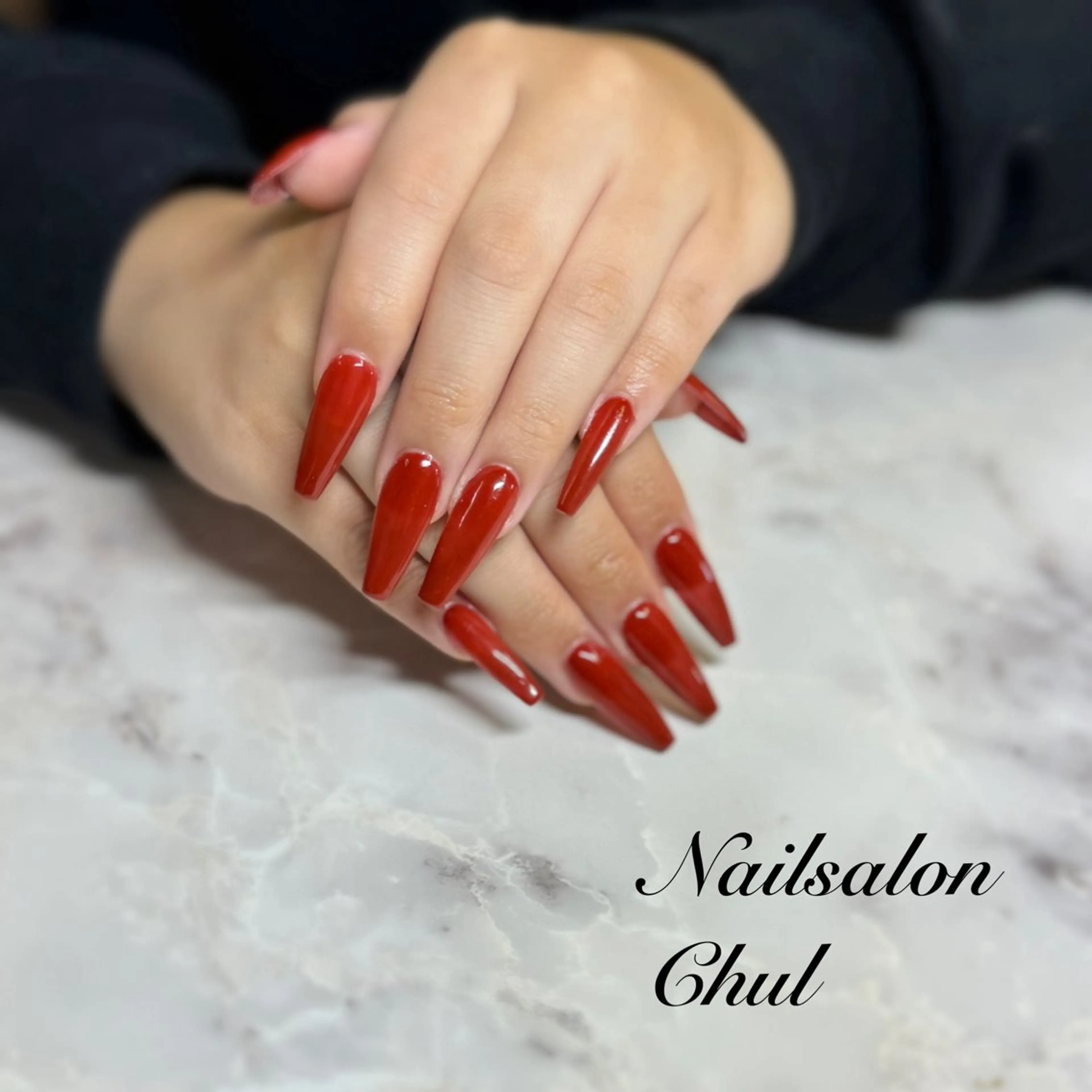 ネイル 長さ出し ワンカラーネイル ネイルチップ ハンドネイル ネイルサロン チュルのネイルデザイン