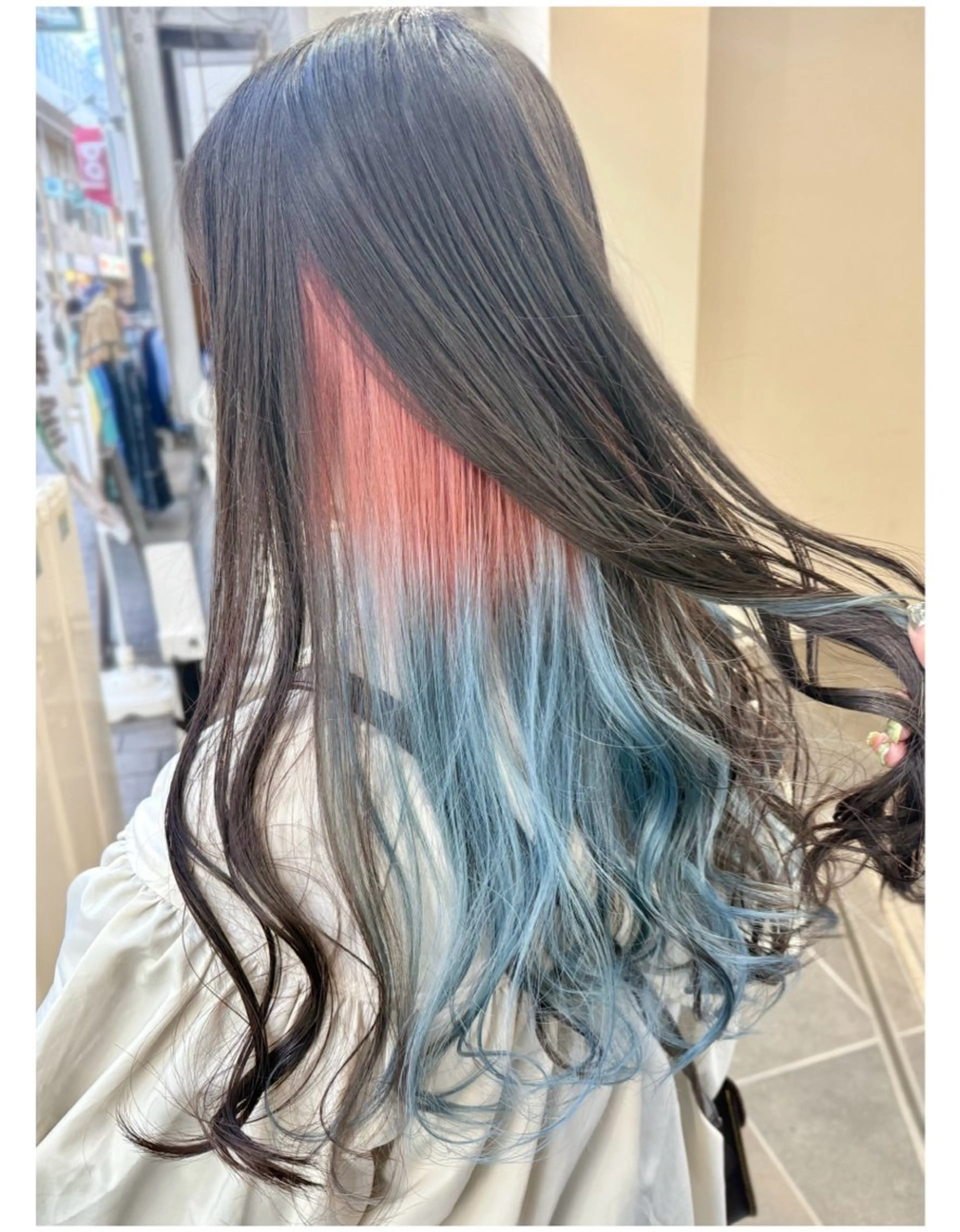セミロング カラー グラデーションカラー ピンクカラー GARU-ガル-所属・TSUNO🦖 派手髪/オタク美容師のヘアスタイル