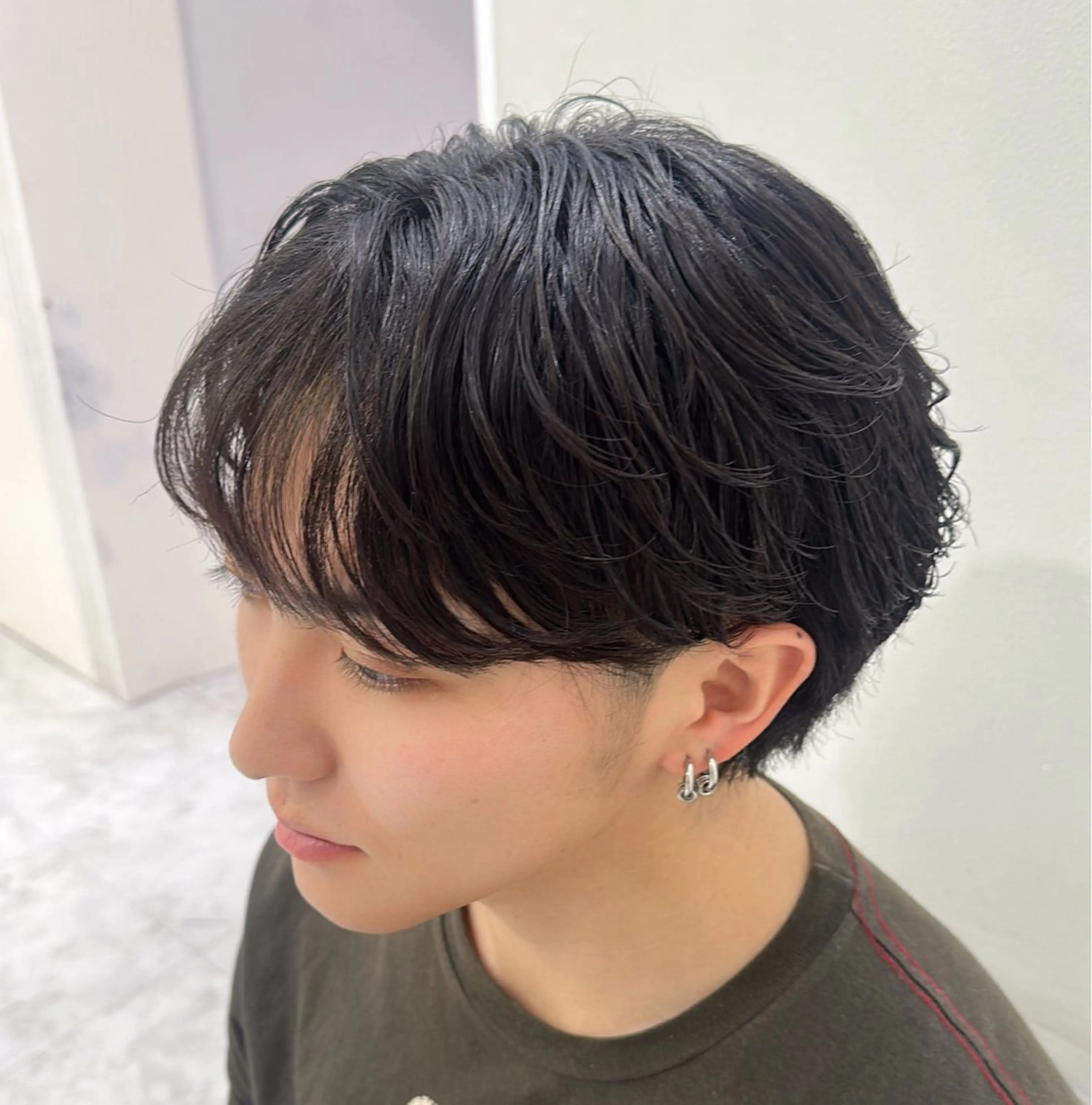 ショート パーマ ハイトーン🌈メンズ カット♡Machanのヘアスタイル