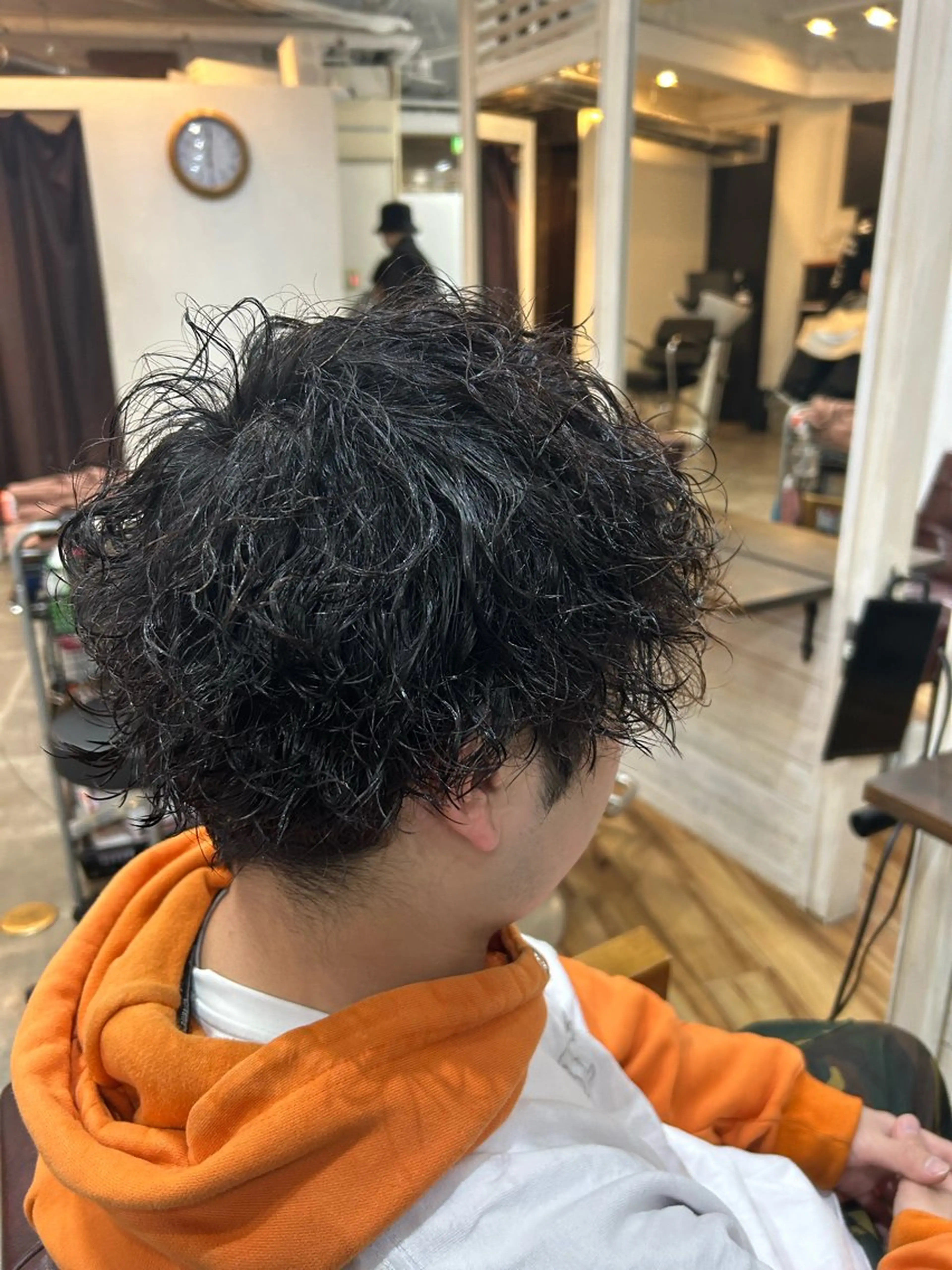 ショート パーマ メンズ メンズパーマ 波巻きパーマ カット パーマ CECIL hair なんば店所属・メンズパーマ 艶髪☆店長☆有馬のヘアスタイル