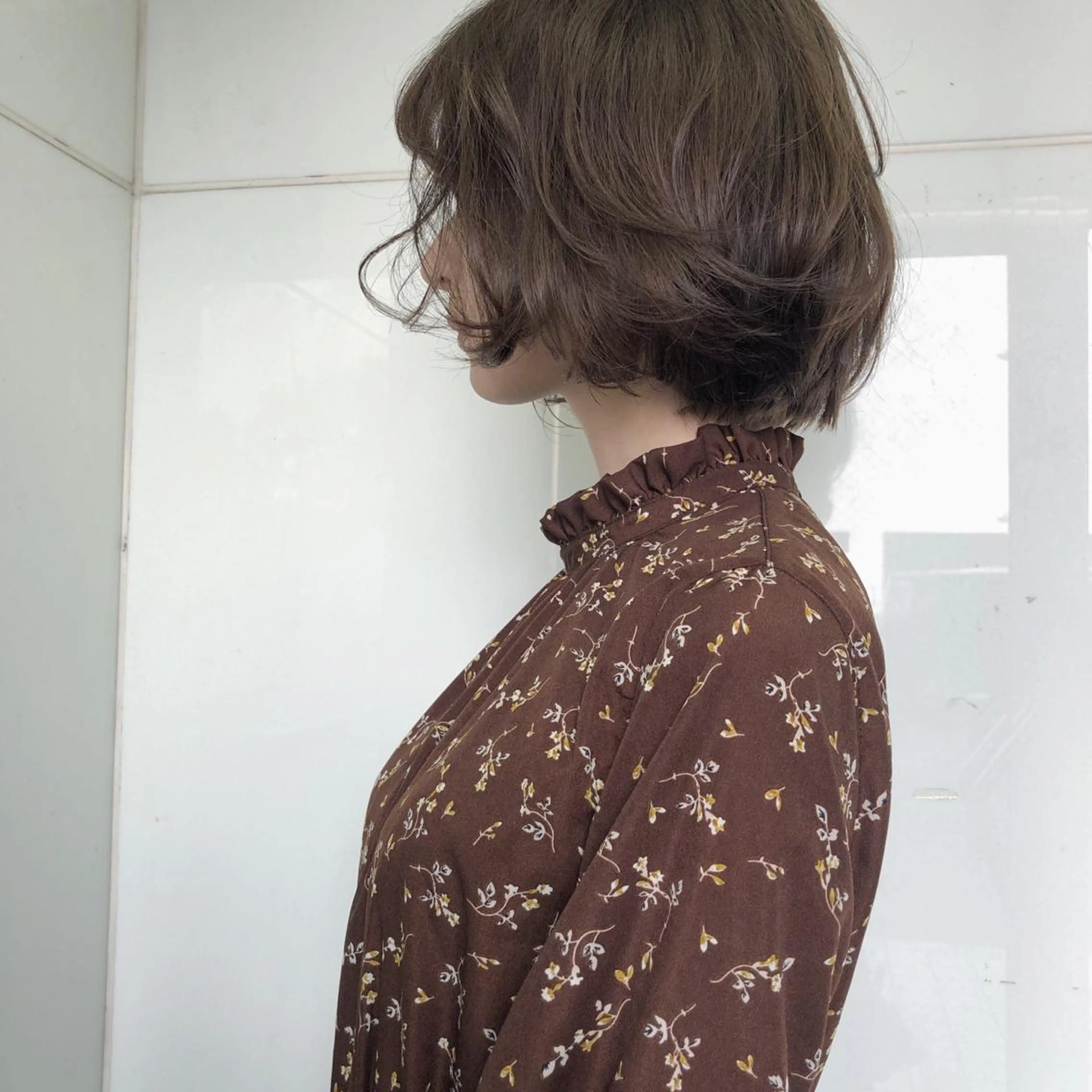 ミディアム ヘアカラー 横山 莉奈のヘアスタイル