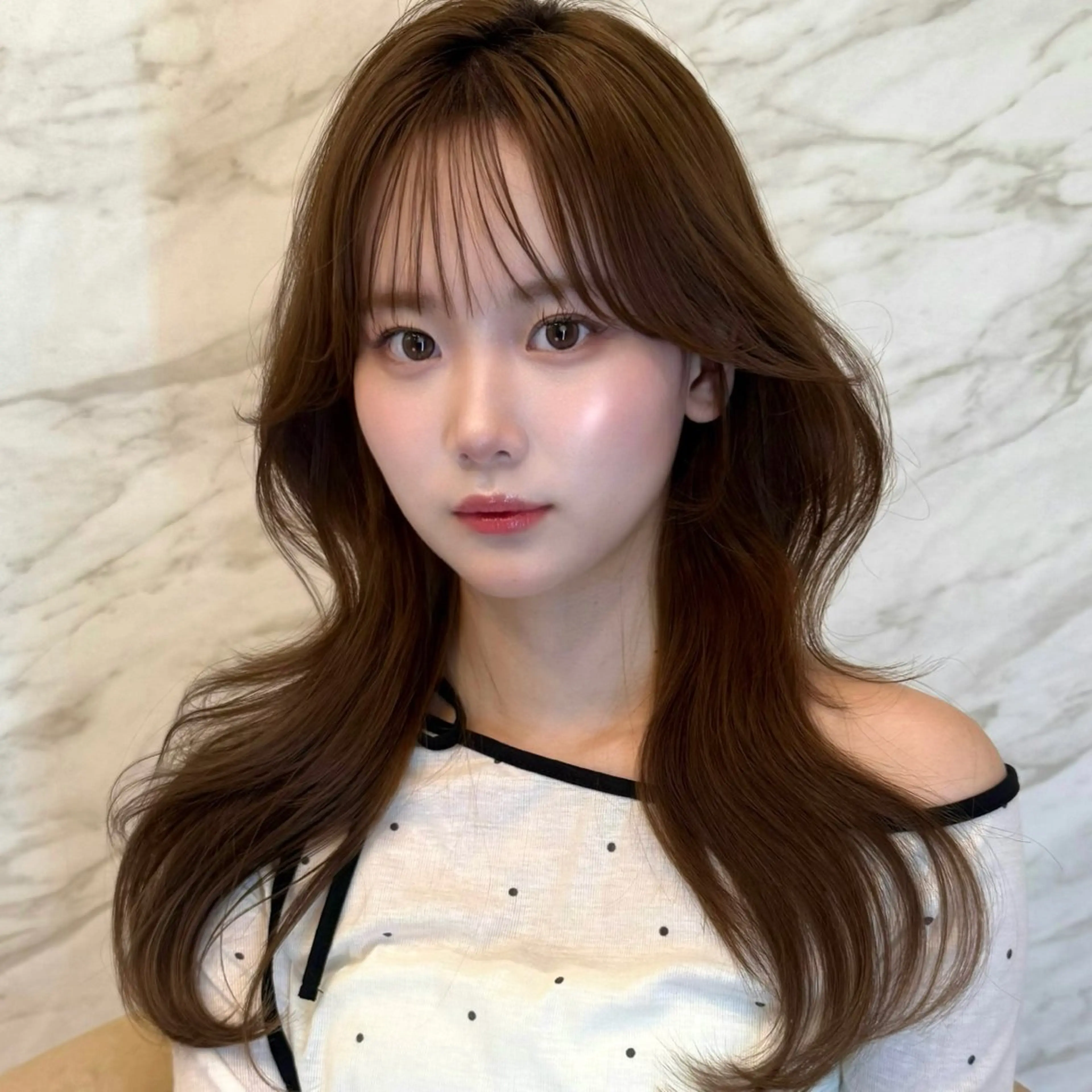 ロング 顔周りカット 韓国風ヘア カット ヘアカラー トリートメント ヘアセット 🎀韓国レイヤー🎀 顔周り とばみかのヘアスタイル