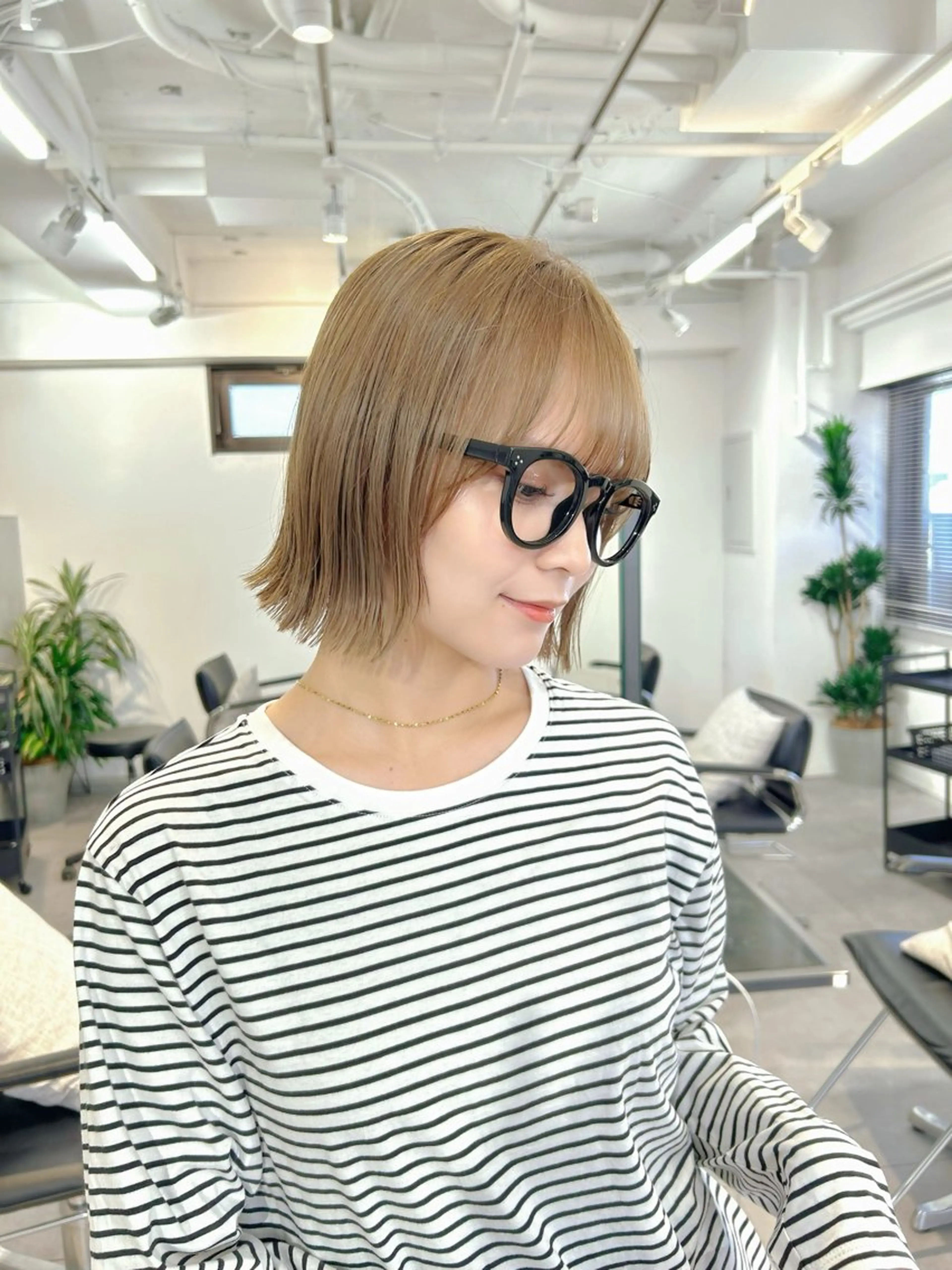 ショート カラー 切りっぱなしボブ ボブ くびれヘア 大人レイヤー/美髪 縮毛矯正taigaのヘアスタイル