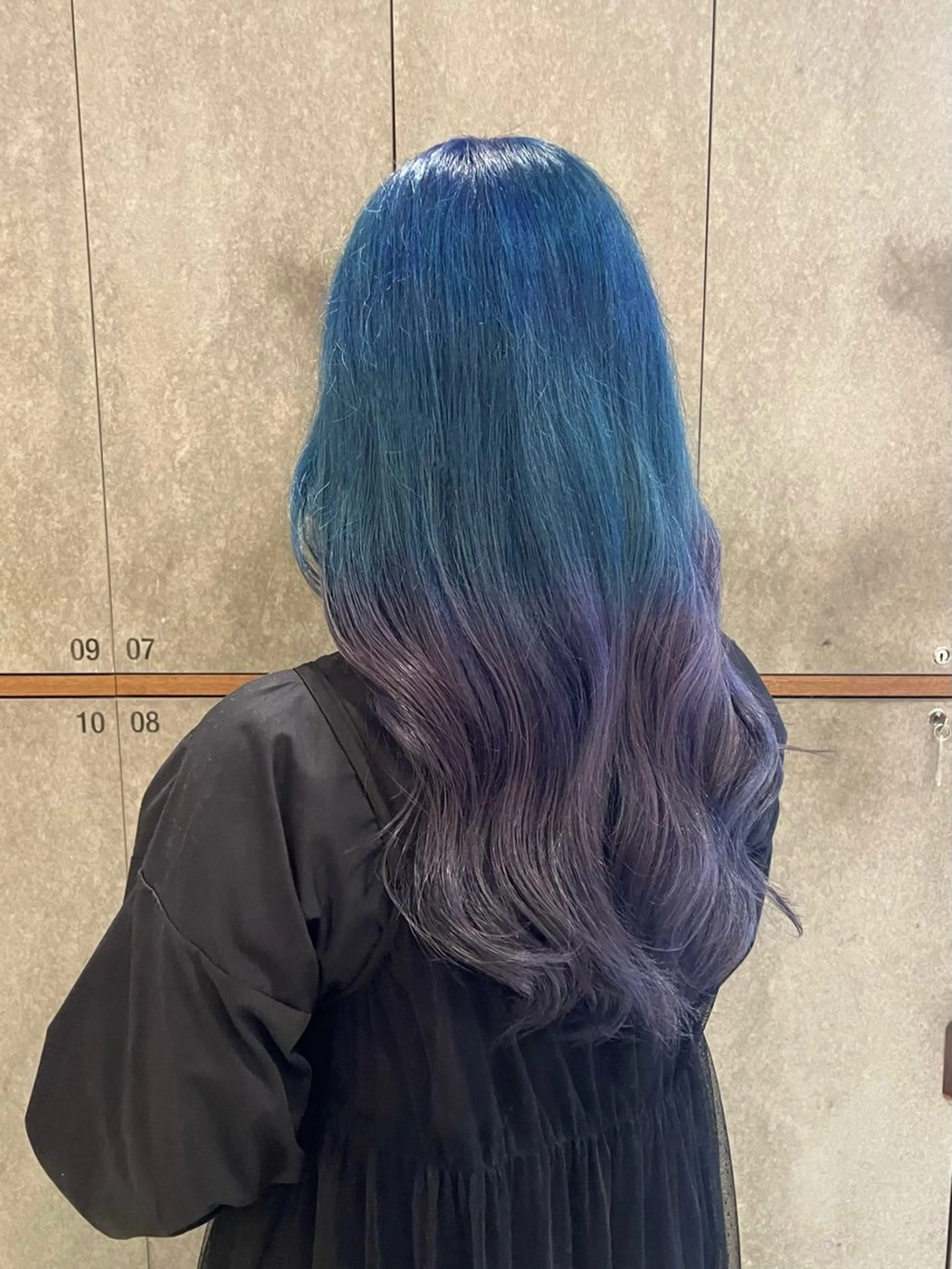 ロング カラー ヘアカラー 𝙮𝙪-𝙧𝙞｡ 透け感color🌙のヘアスタイル
