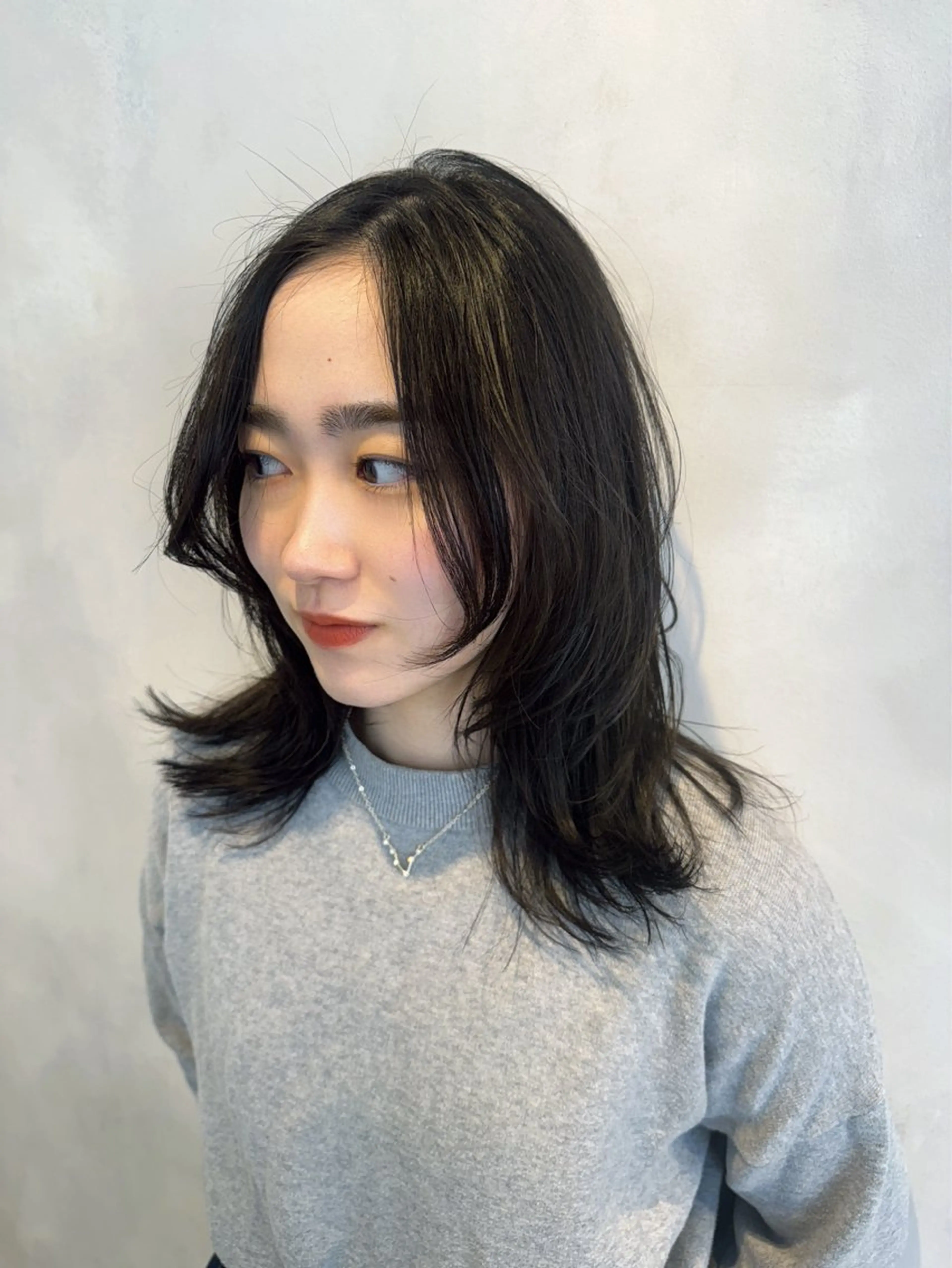 ミディアム ミディアムレイヤー レイヤーカット カット トリートメント 透明感カラー✨艶髪 制作🌱山根あゆみのヘアスタイル