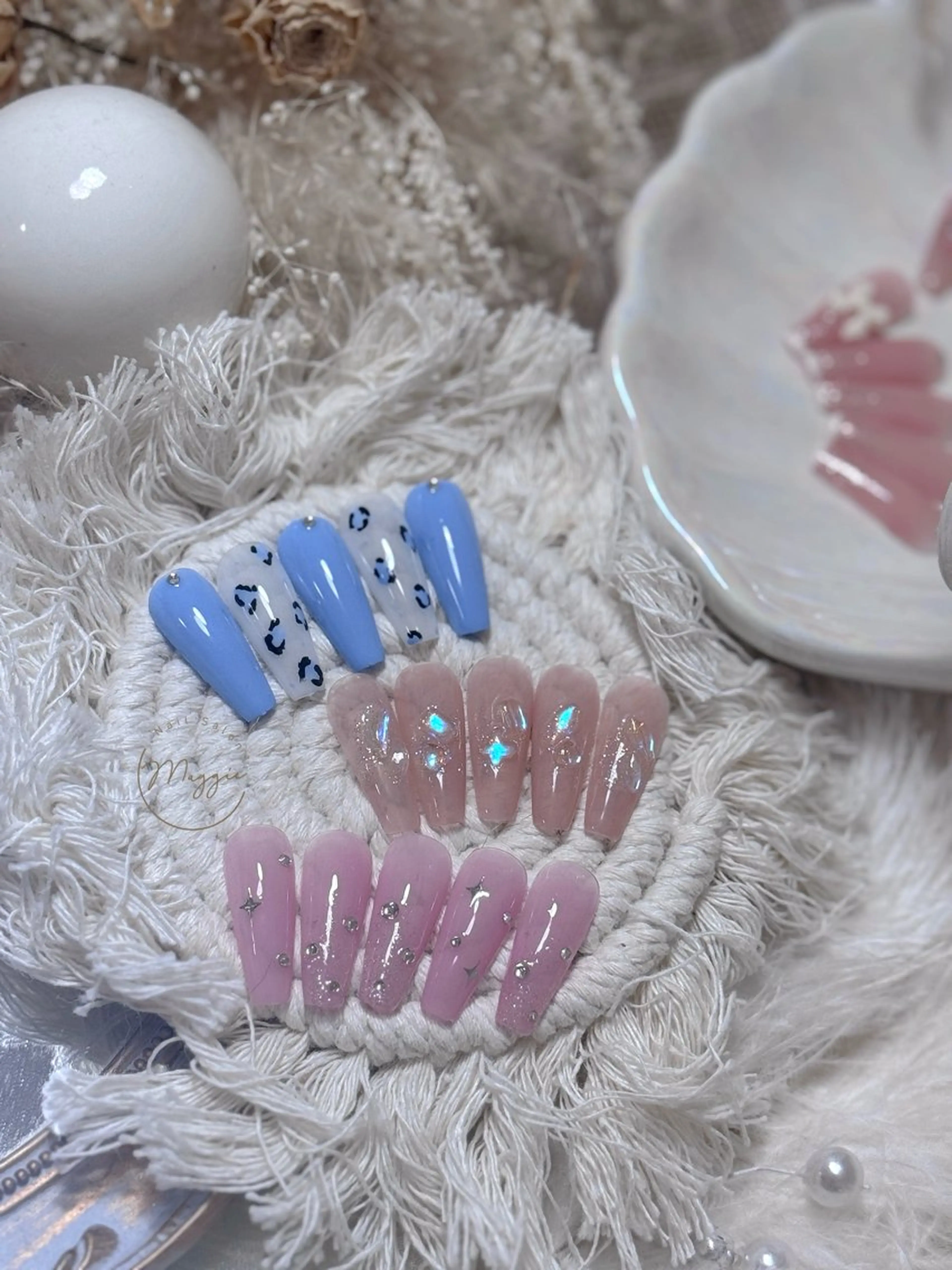 ネイル ハンドネイル Maggie nailクロのネイルデザイン