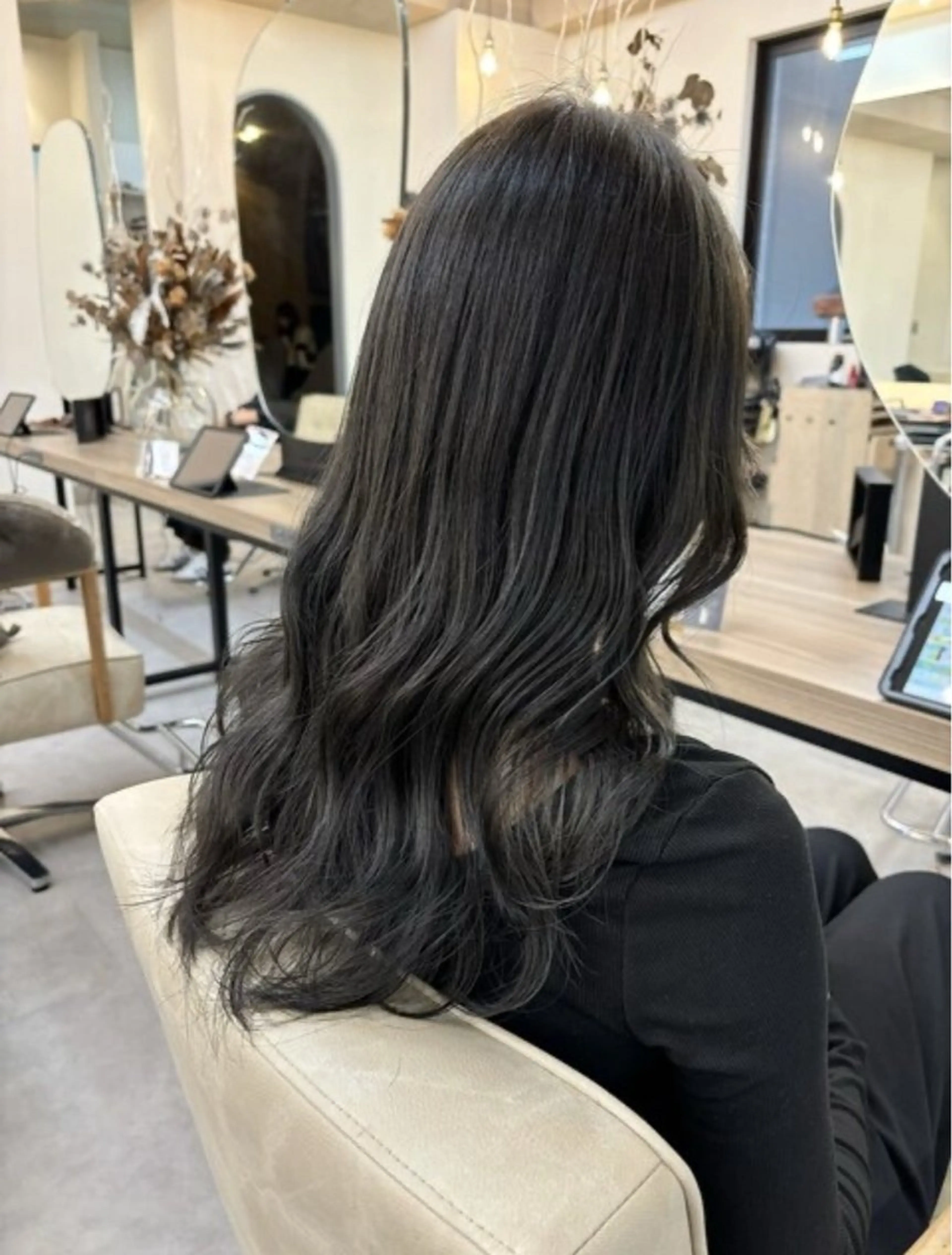 ロング カラー グレージュ 暗髪/艶カラー /yaekaのヘアスタイル