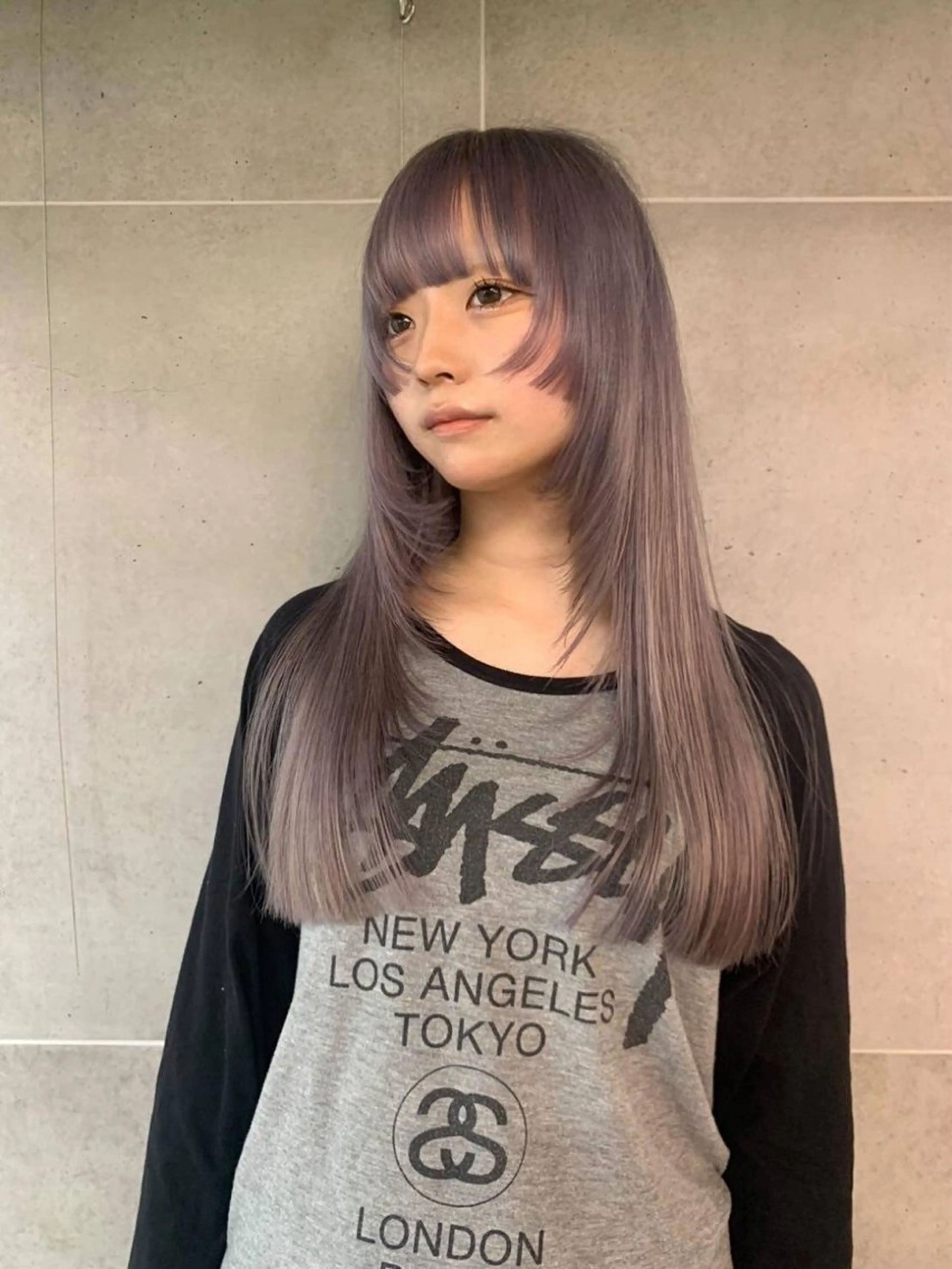 ロング カラー ブリーチ 透明感カラー パープルカラー シルバー ヘアカラー トリートメント THE./ブリーチ 透感カラー/髪質改善のヘアスタイル
