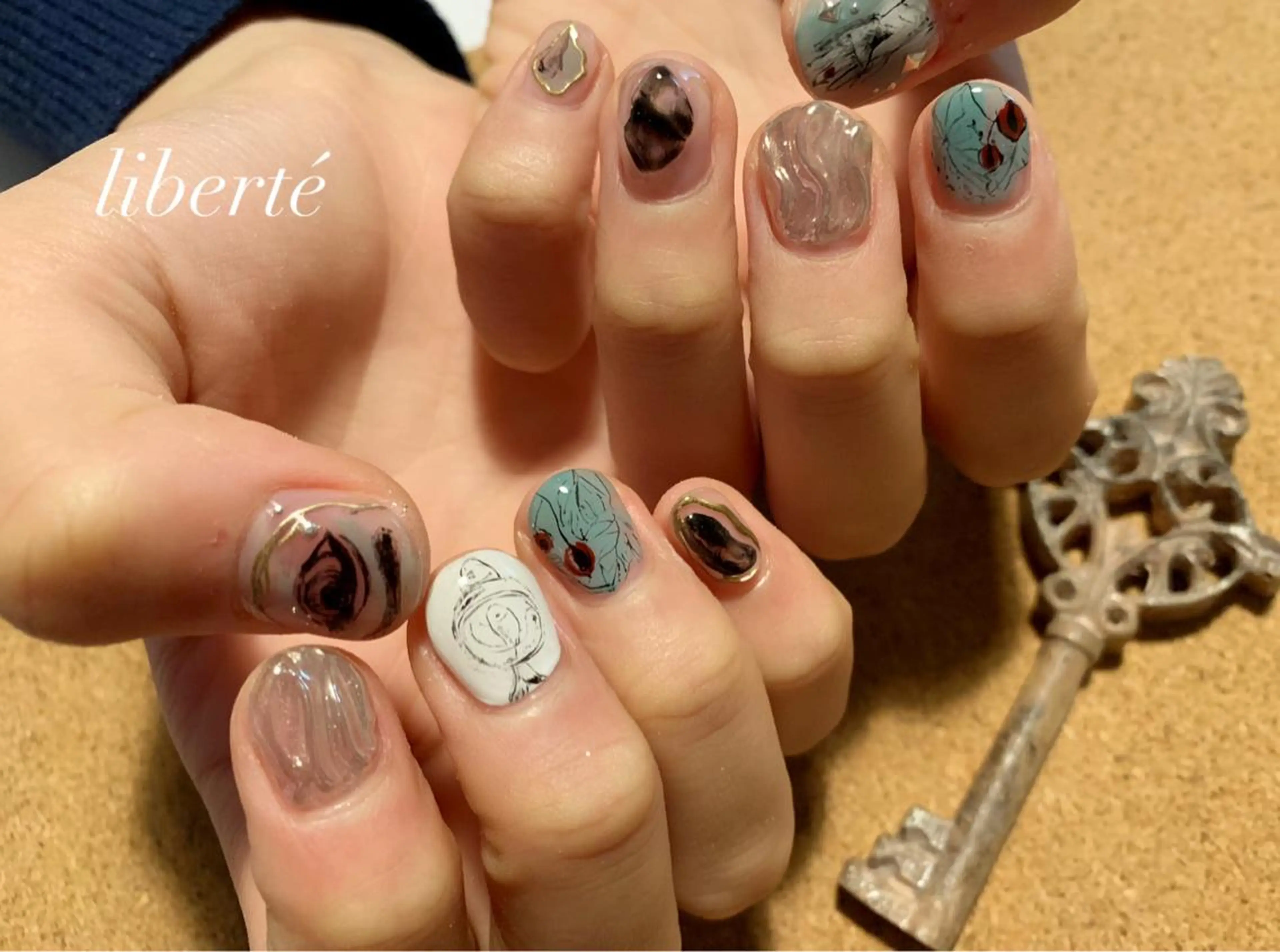 ネイル liberté (リベルテ)のネイルデザイン