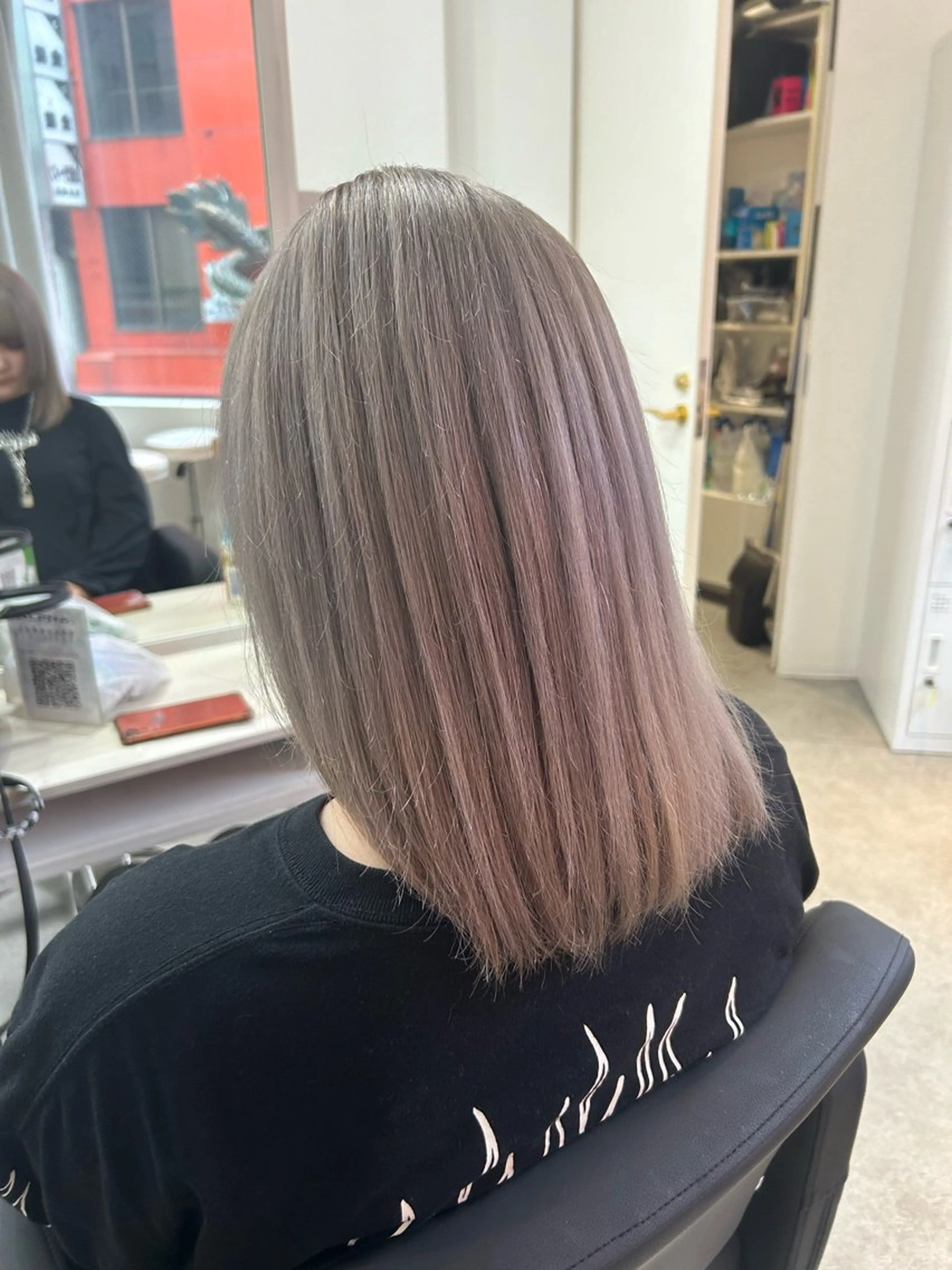 ミディアム カラー シールエクステ バレイヤージュ ブリーチ ハイライトカラー ハイトーンカラー alpha. カラーエクステ下妻のヘアスタイル