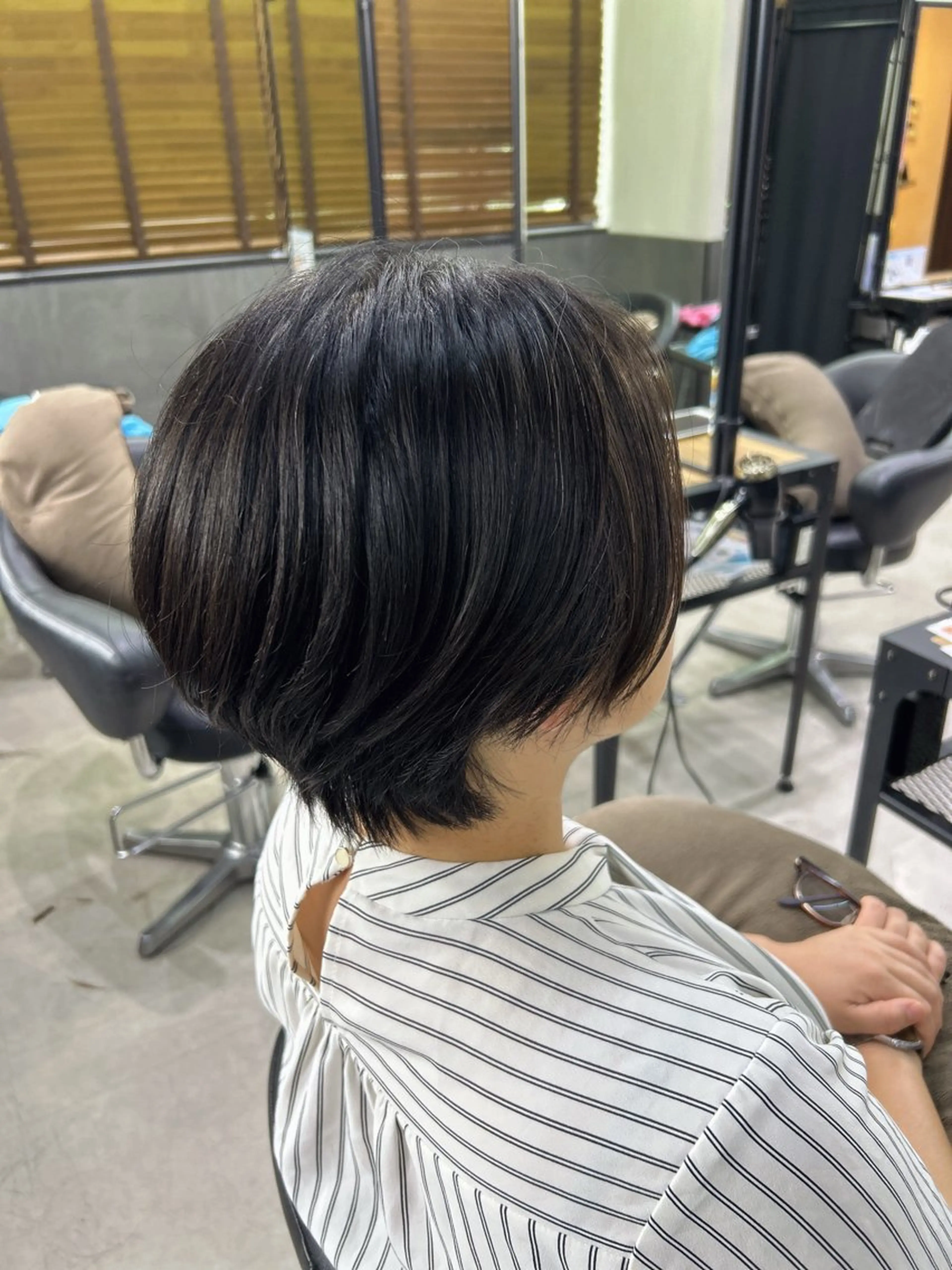 ショート カットモデル無料🧸 レディースeri︎✿のヘアスタイル