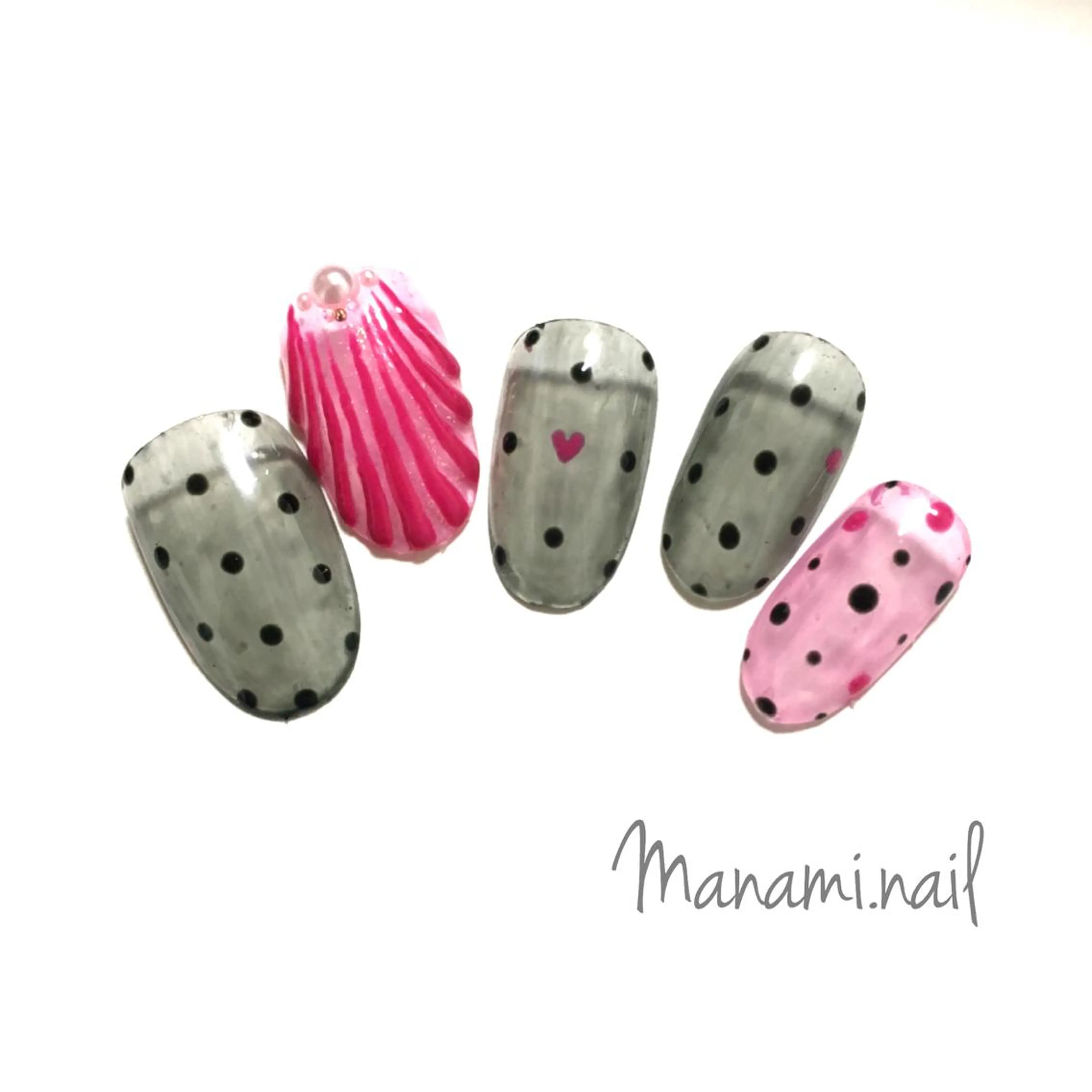 ネイル Loom所属・hrd manamiのネイルデザイン