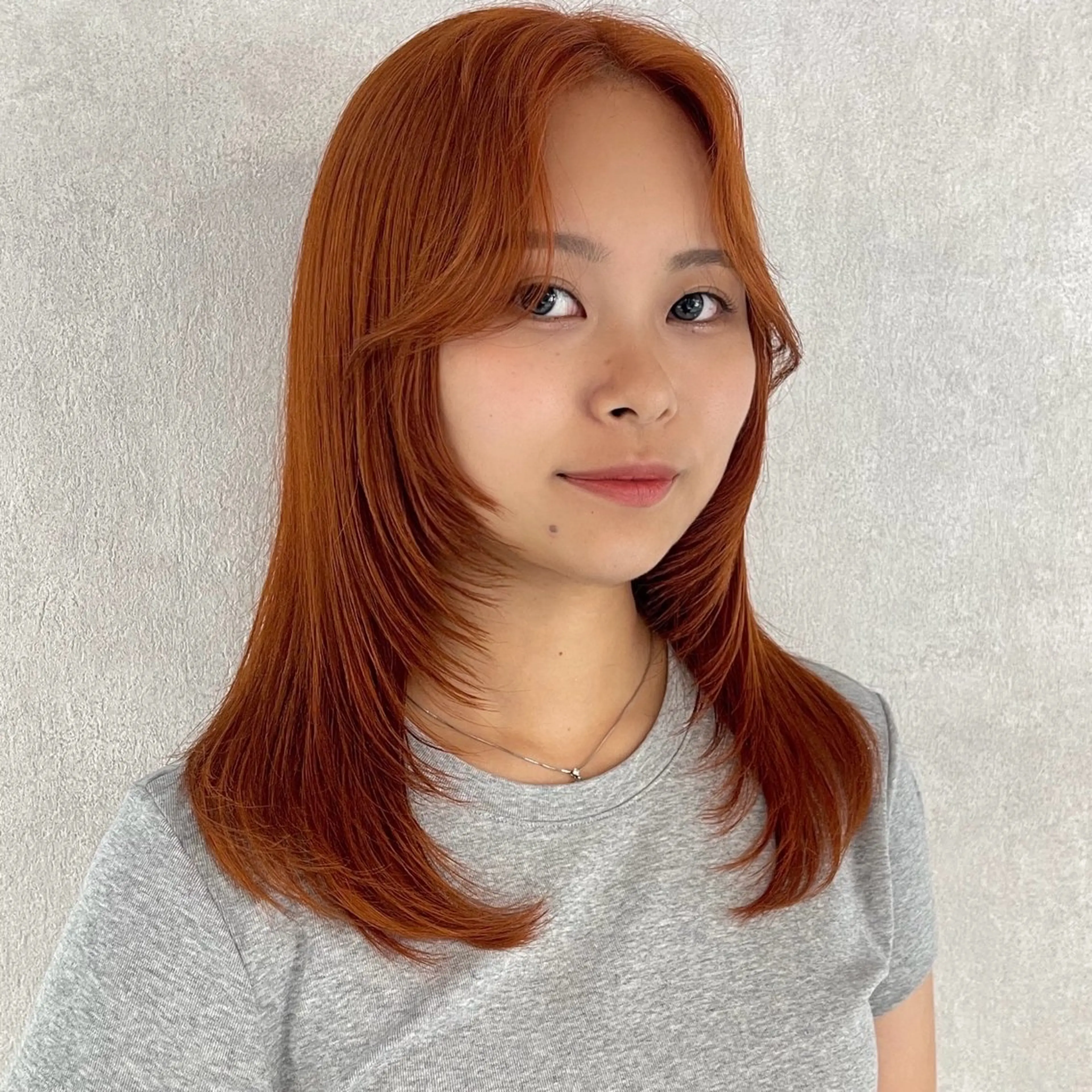 セミロング カラー ブラウンカラー オレンジ オレンジブラウン レイヤーカット レイヤー/暖色/ ミルクティー/マリアのヘアスタイル