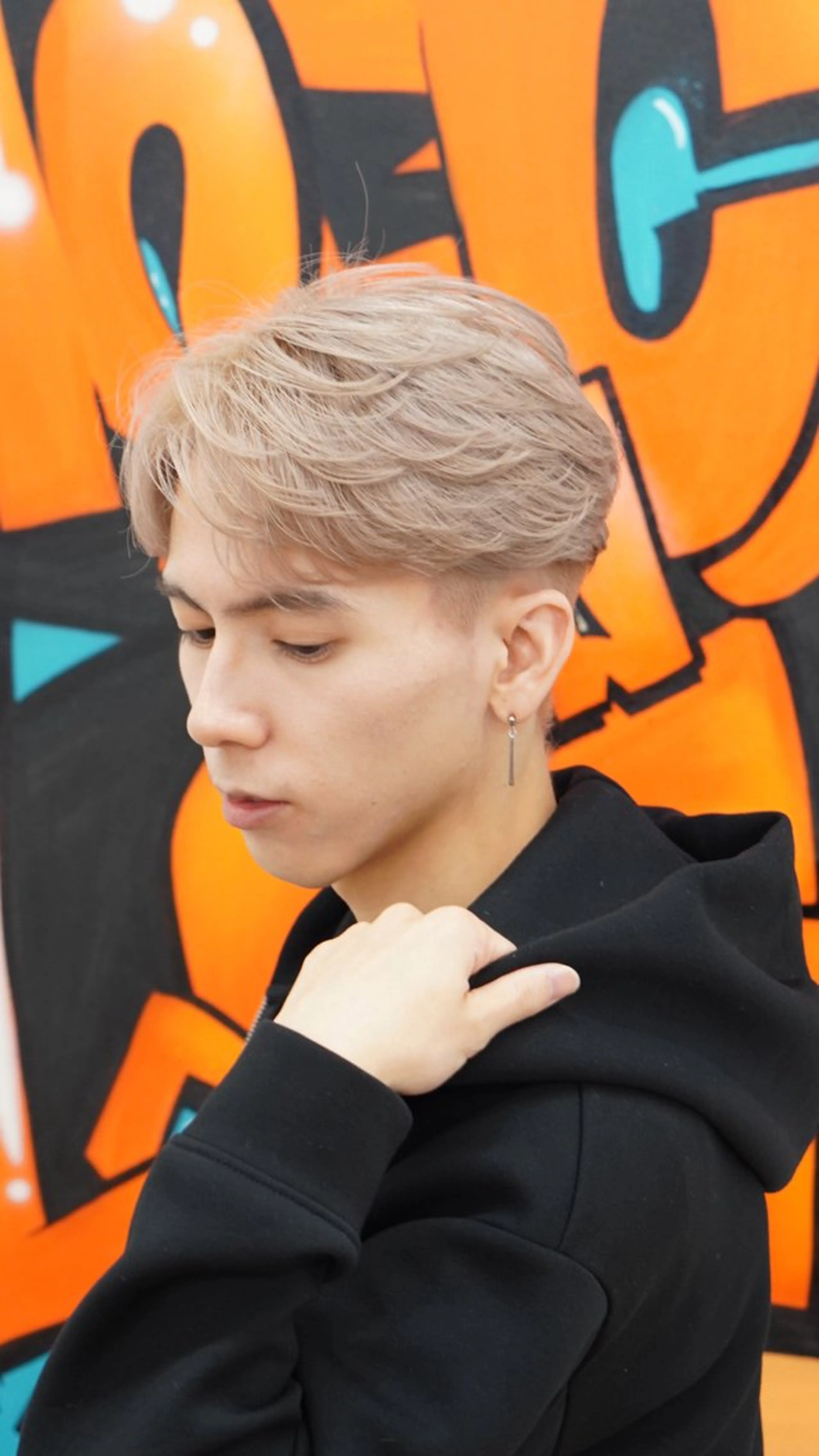 カラー メンズ メンズハイトーン ハイトーンカラー become men’s hair名駅店所属・【メンズ特化美容師】 大河内 名駅のヘアスタイル